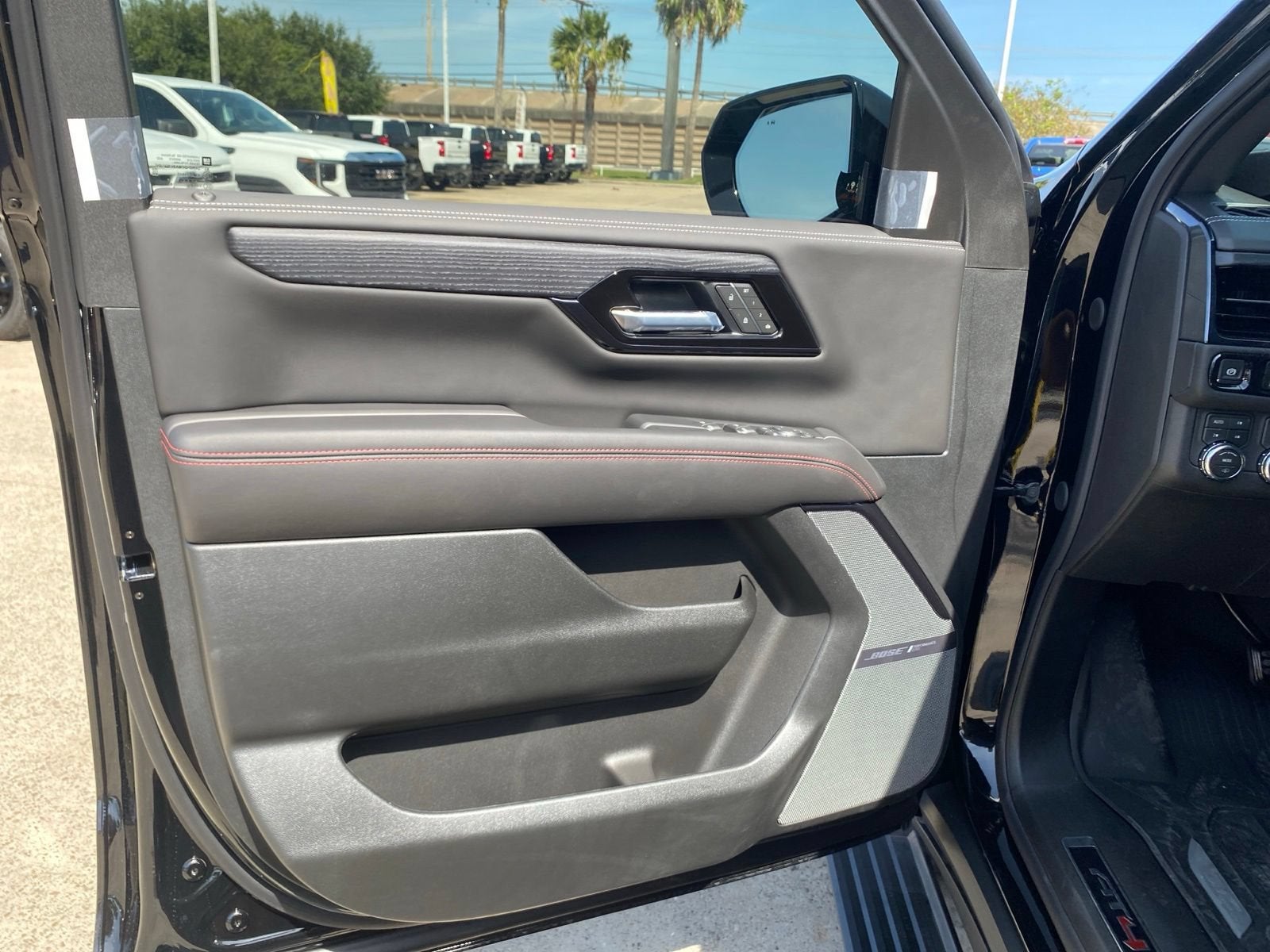 2026 GMC Yukon AT4 Ultimate - Photo 20