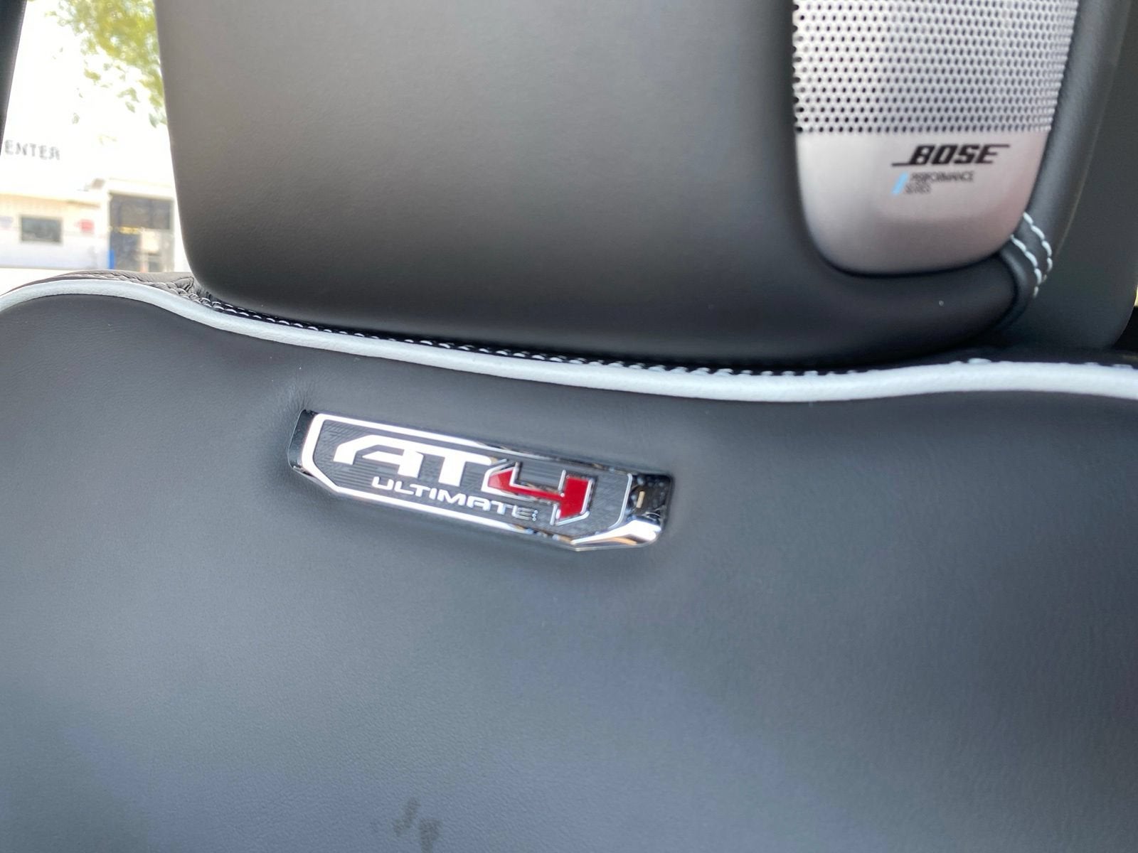 2026 GMC Yukon AT4 Ultimate - Photo 34