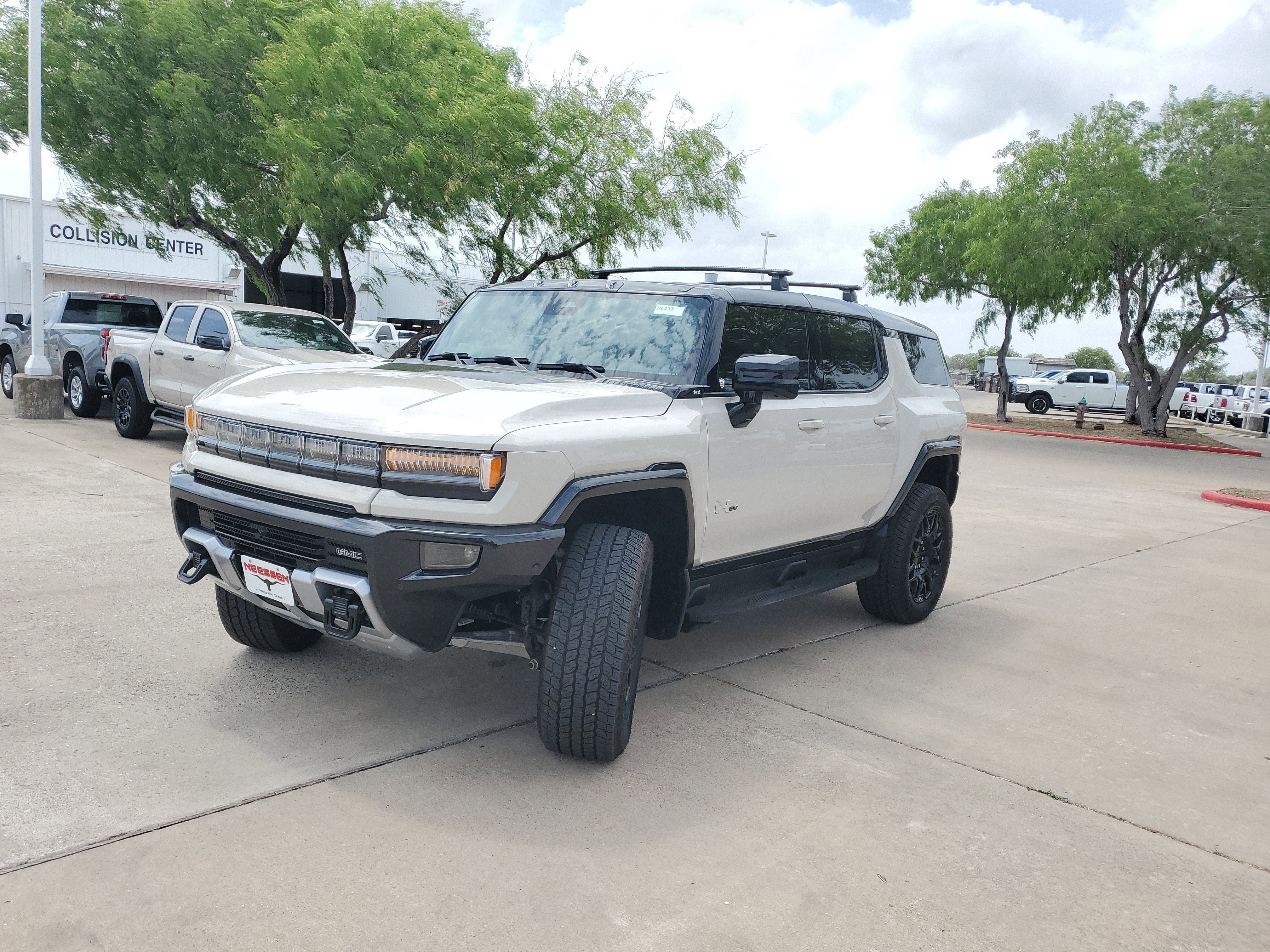 2026 GMC HUMMER EV SUV 2X