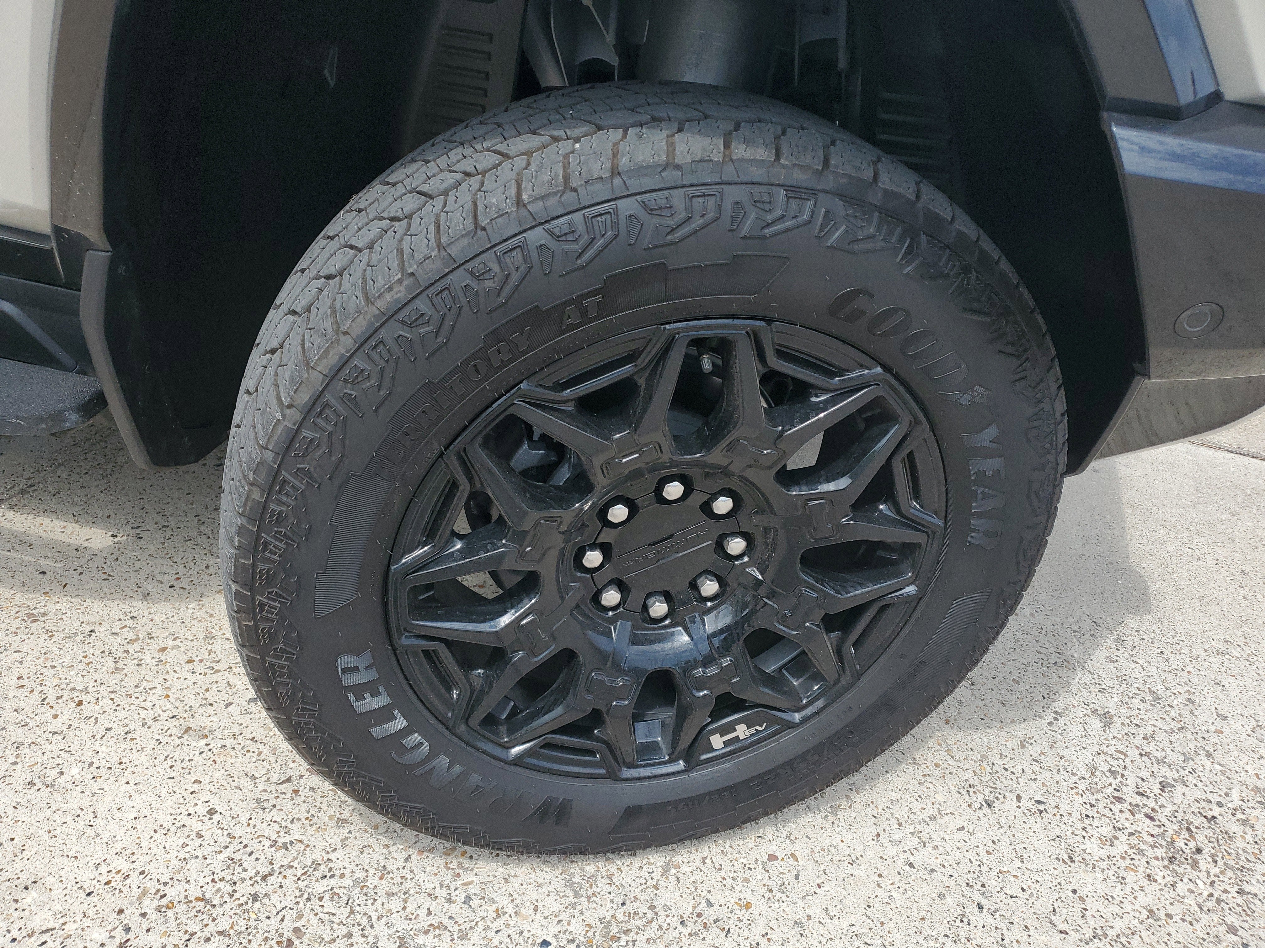 2026 GMC HUMMER EV SUV 2X