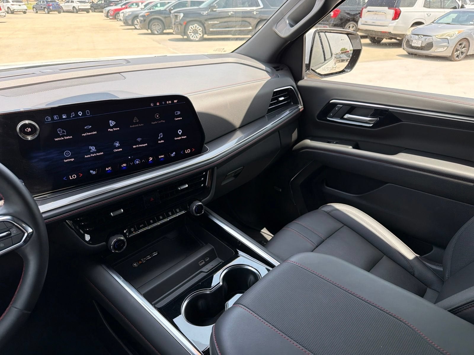 2025 Chevrolet Tahoe RST