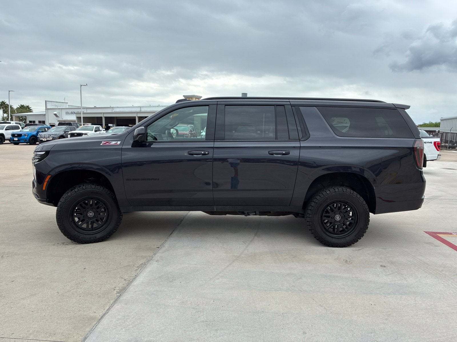 2025 Chevrolet Suburban Z71