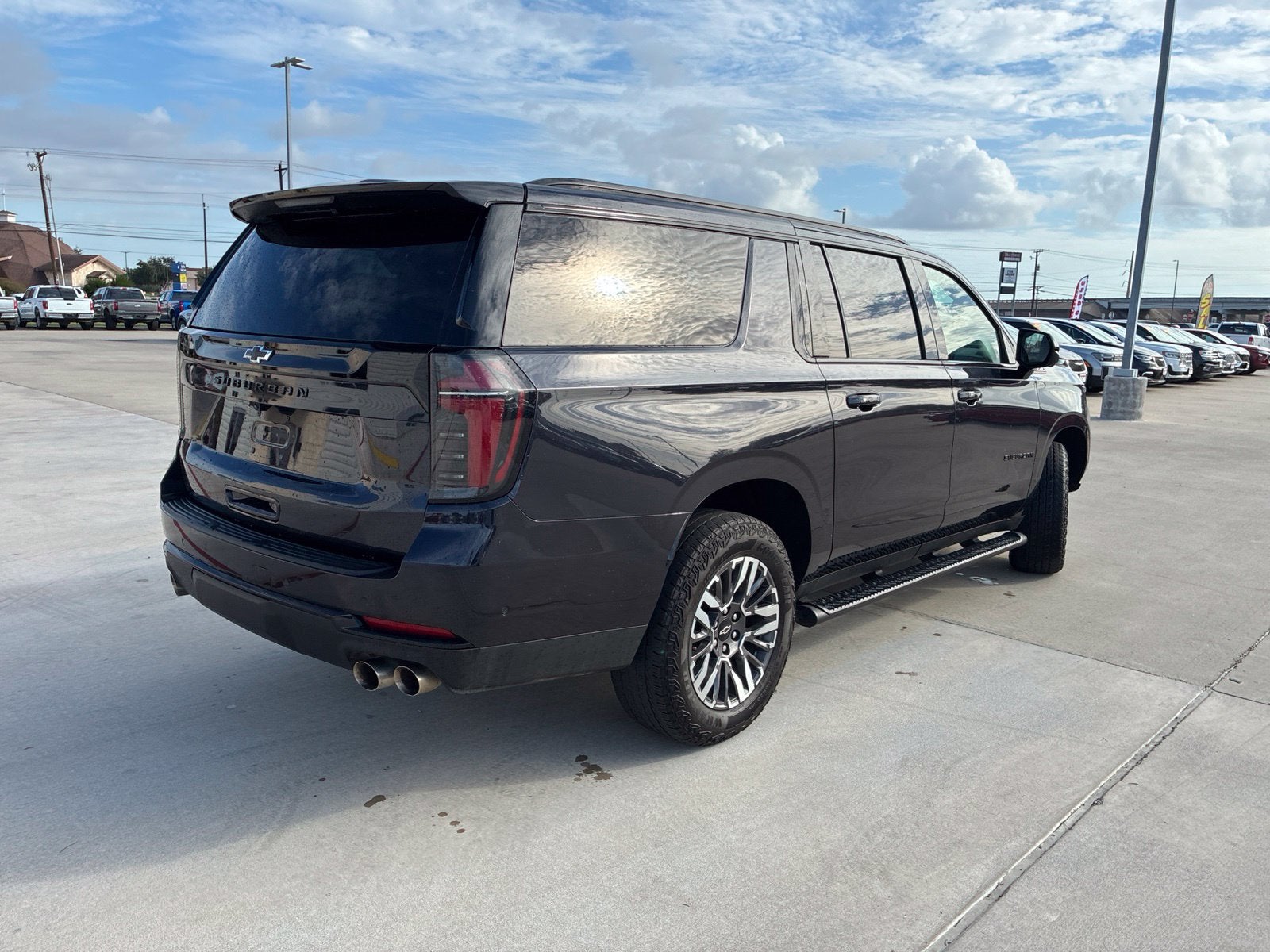 2025 Chevrolet Suburban Z71
