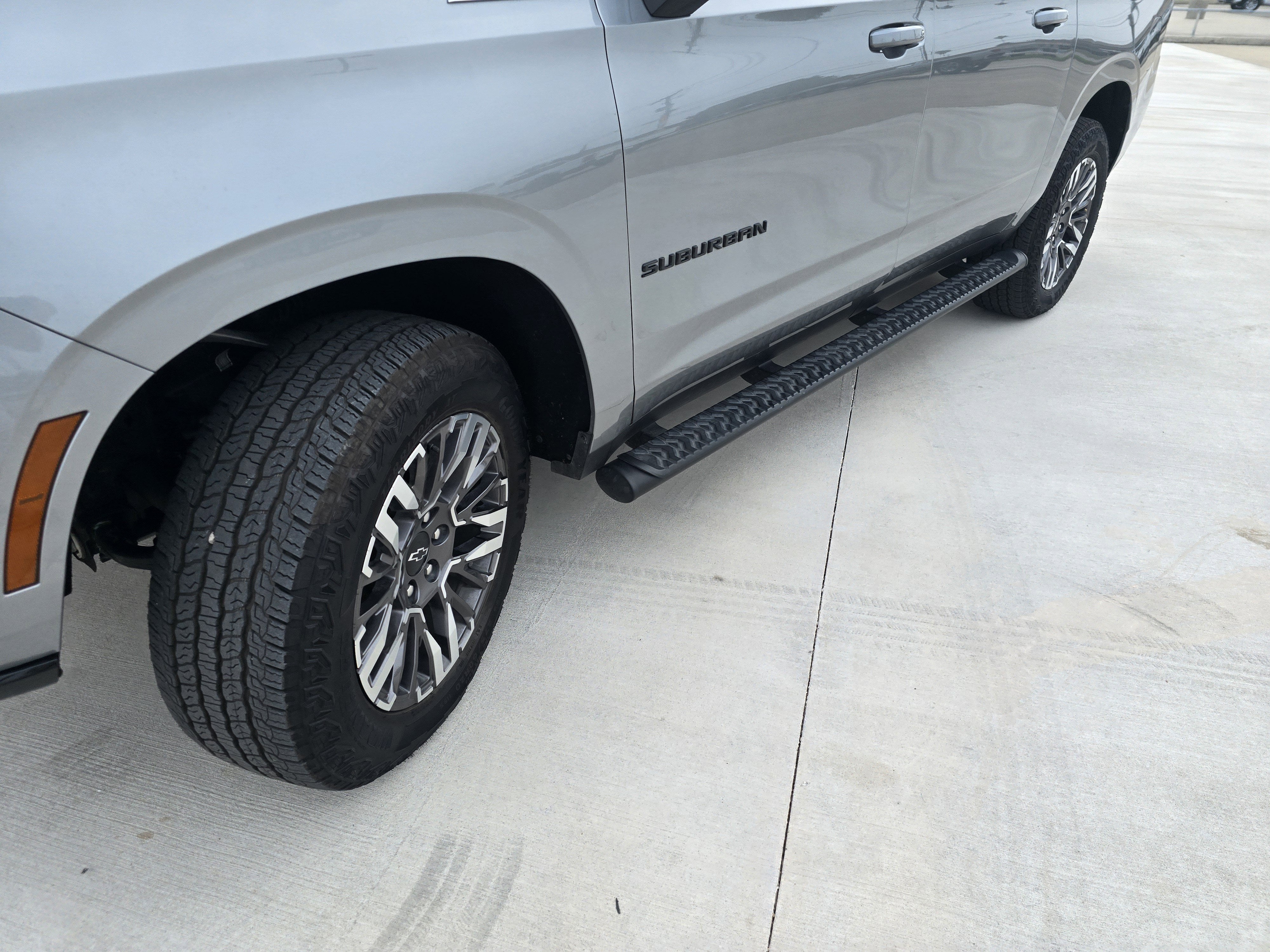 2025 Chevrolet Suburban Z71