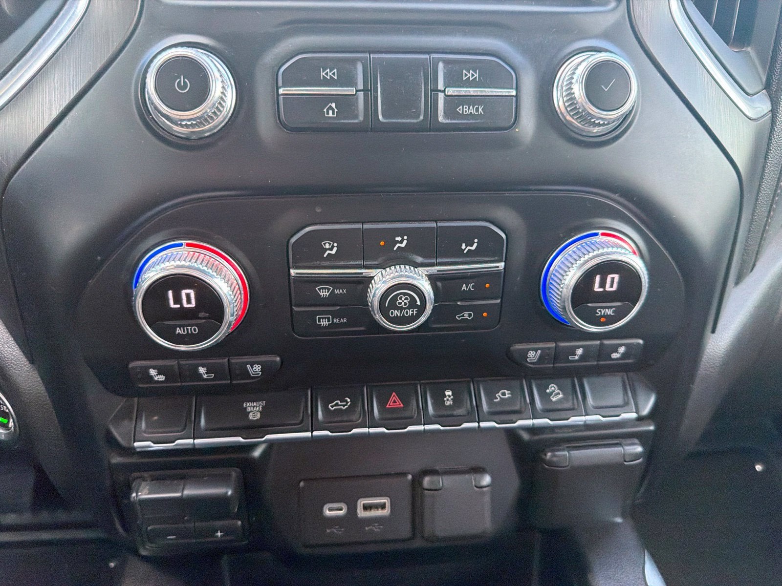 2023 GMC Sierra 2500 HD AT4