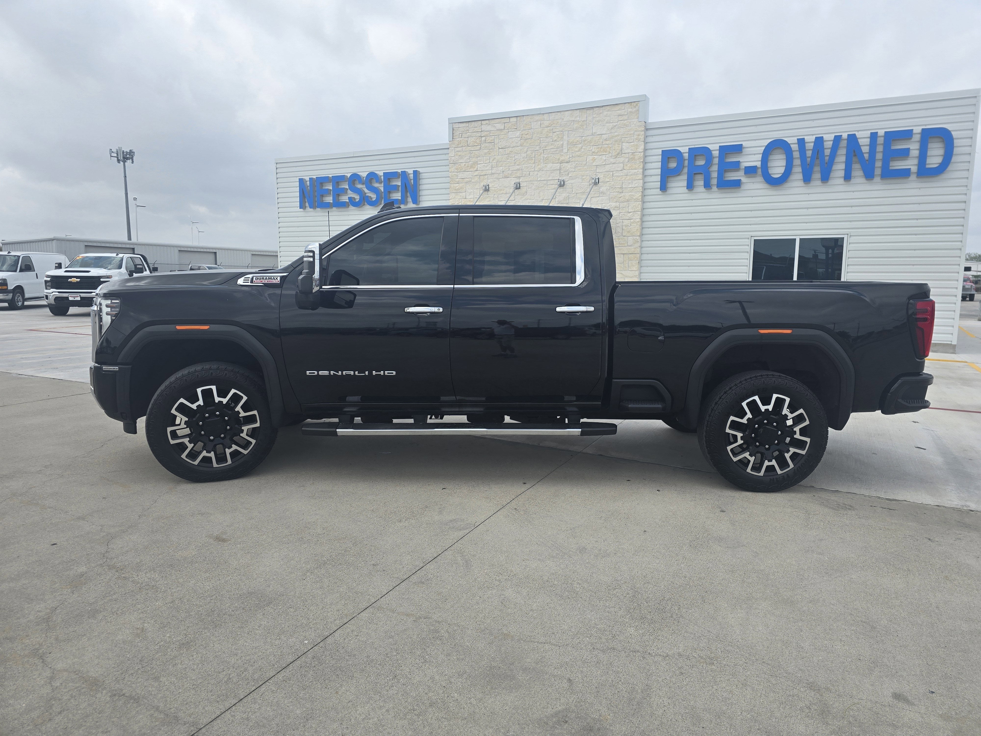 2024 GMC Sierra 2500 HD Denali