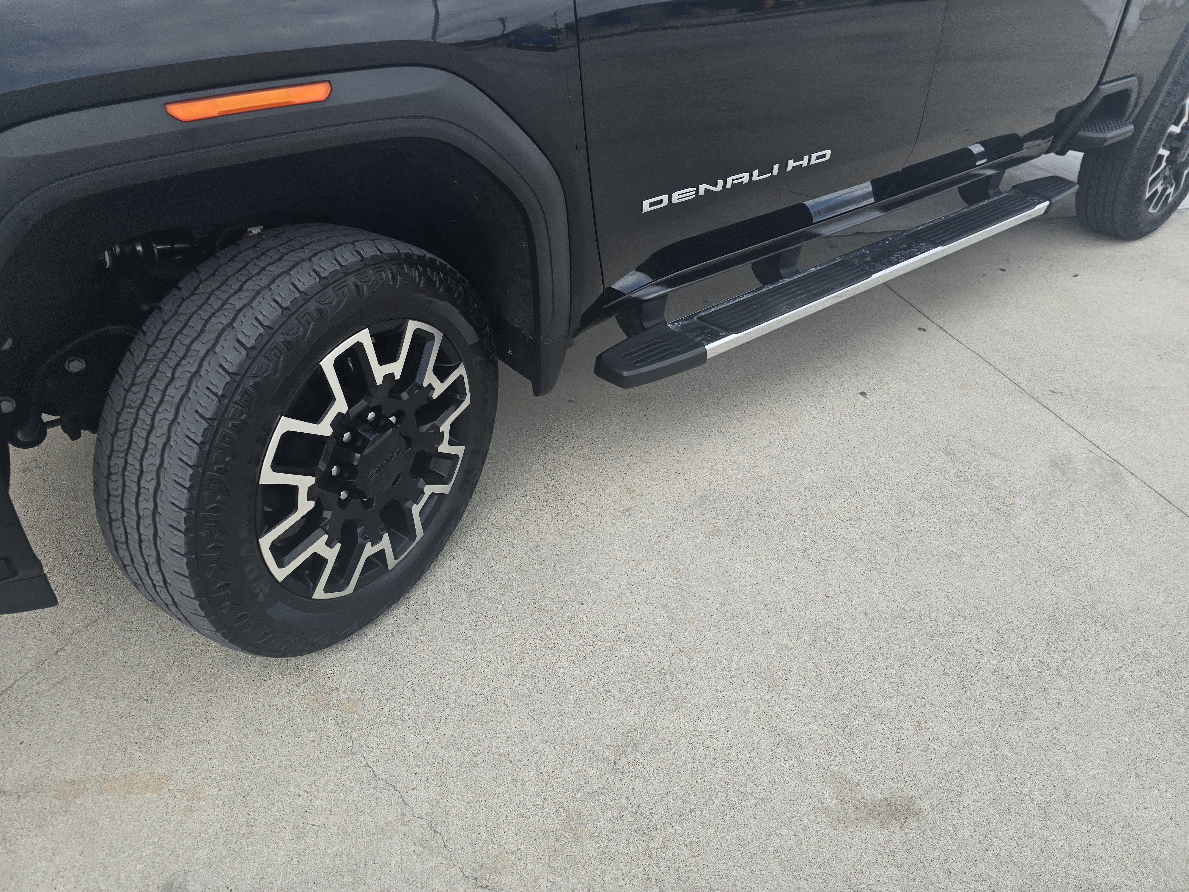 2024 GMC Sierra 2500 HD Denali