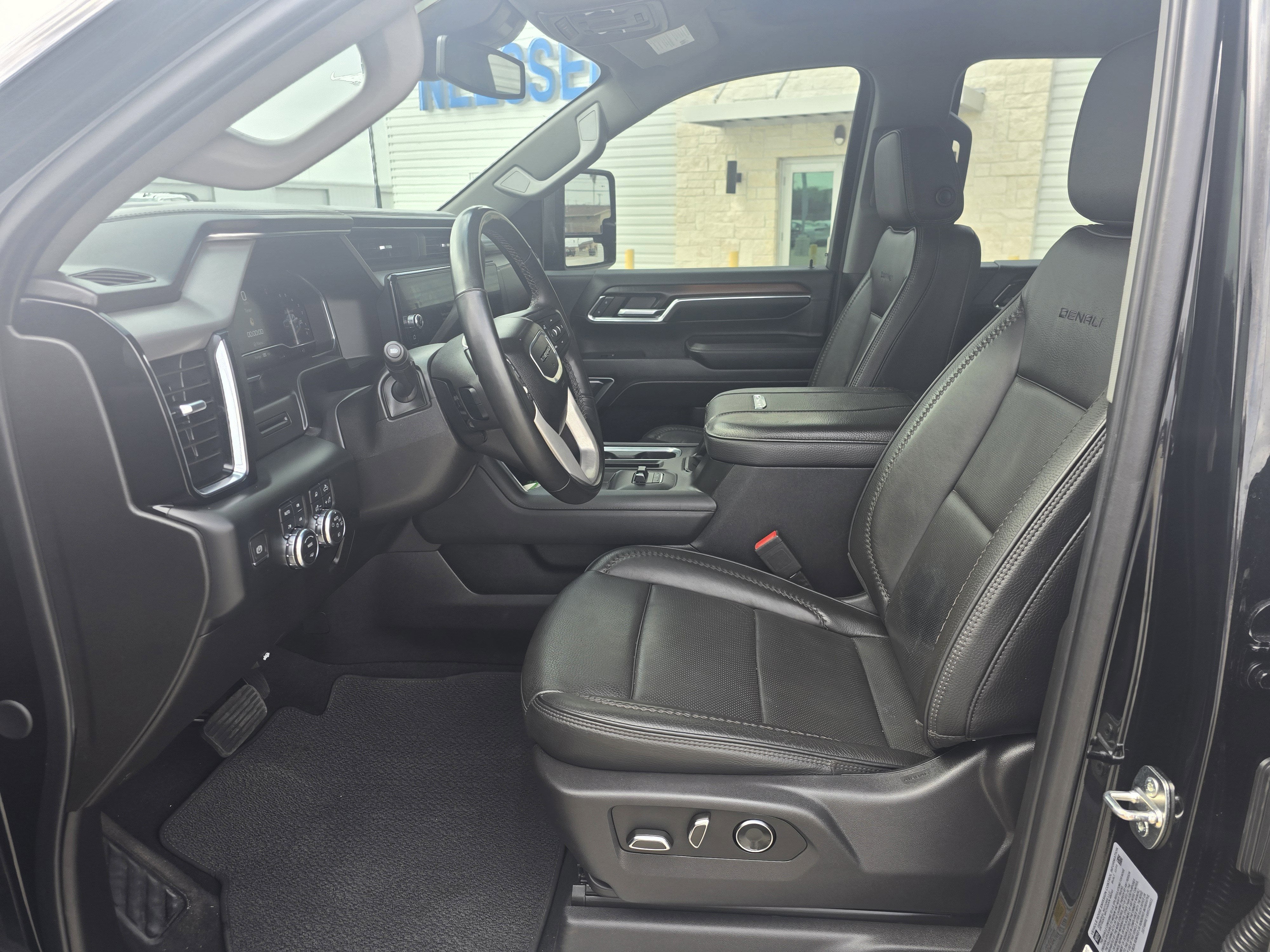 2024 GMC Sierra 2500 HD Denali