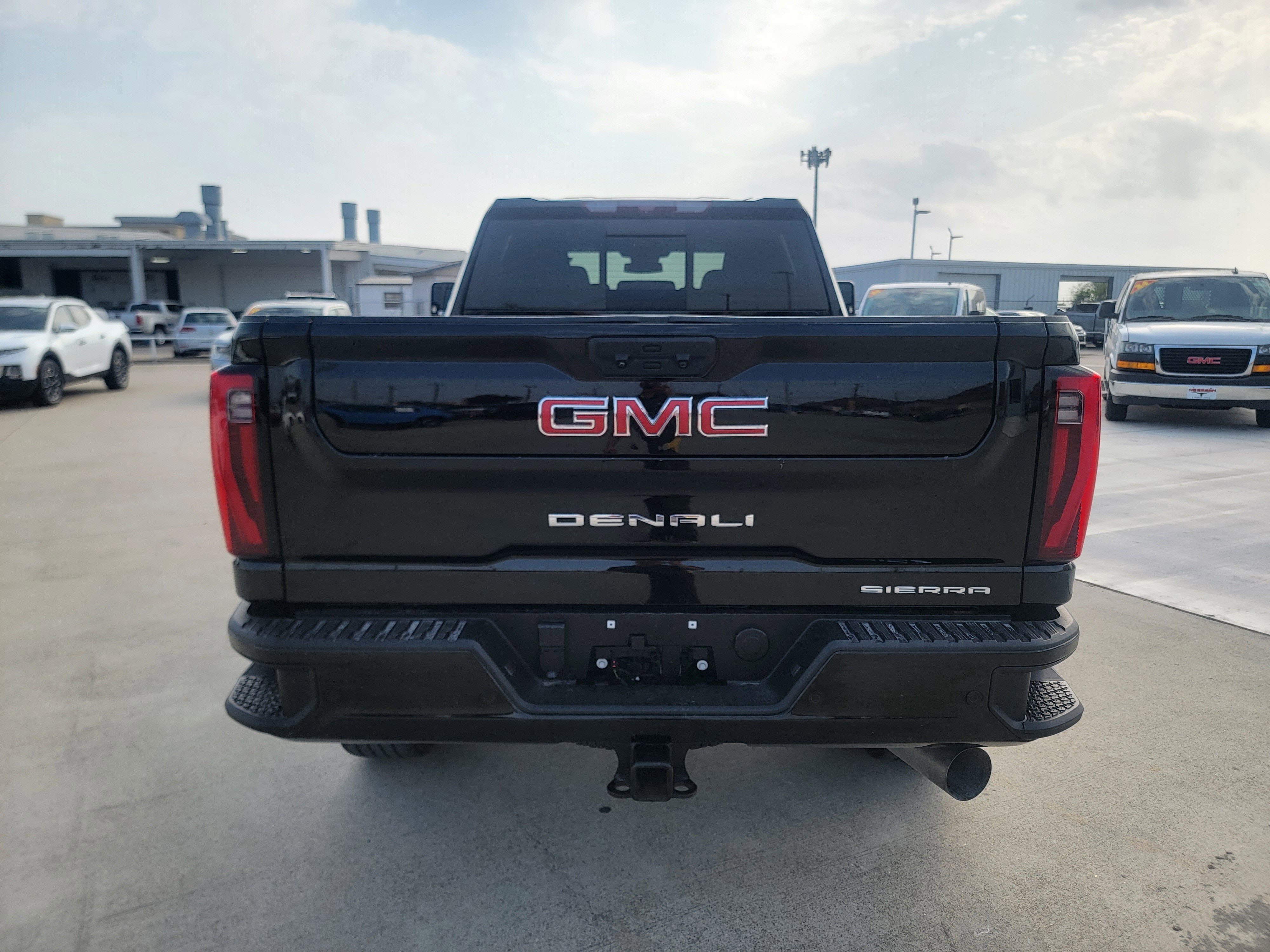 2024 GMC Sierra 2500 HD Denali