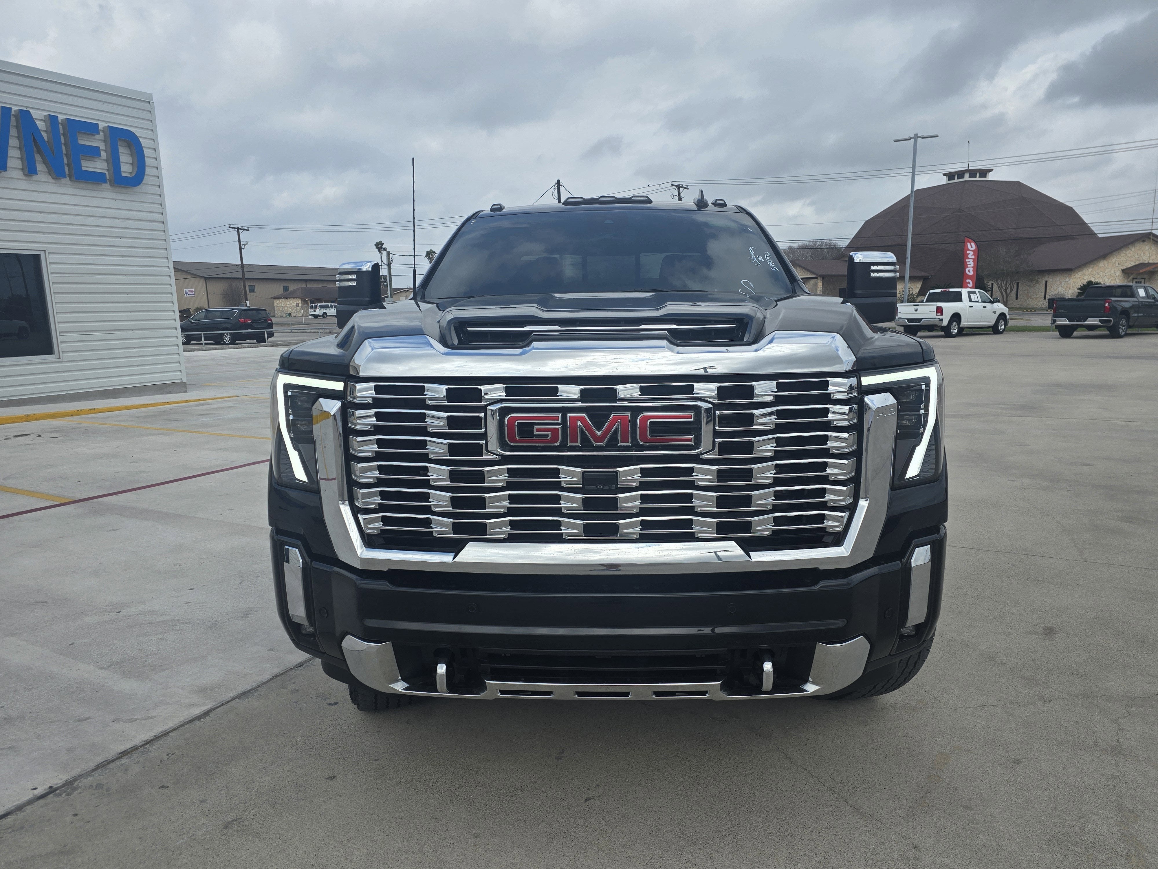 2024 GMC Sierra 2500 HD Denali