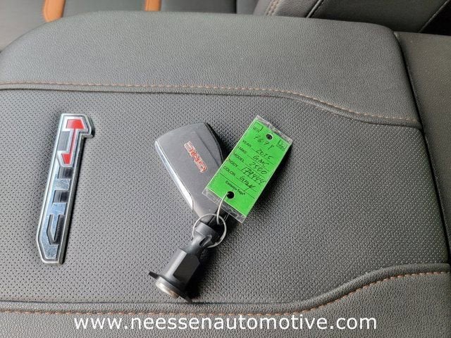 2025 GMC Sierra 2500 HD AT4