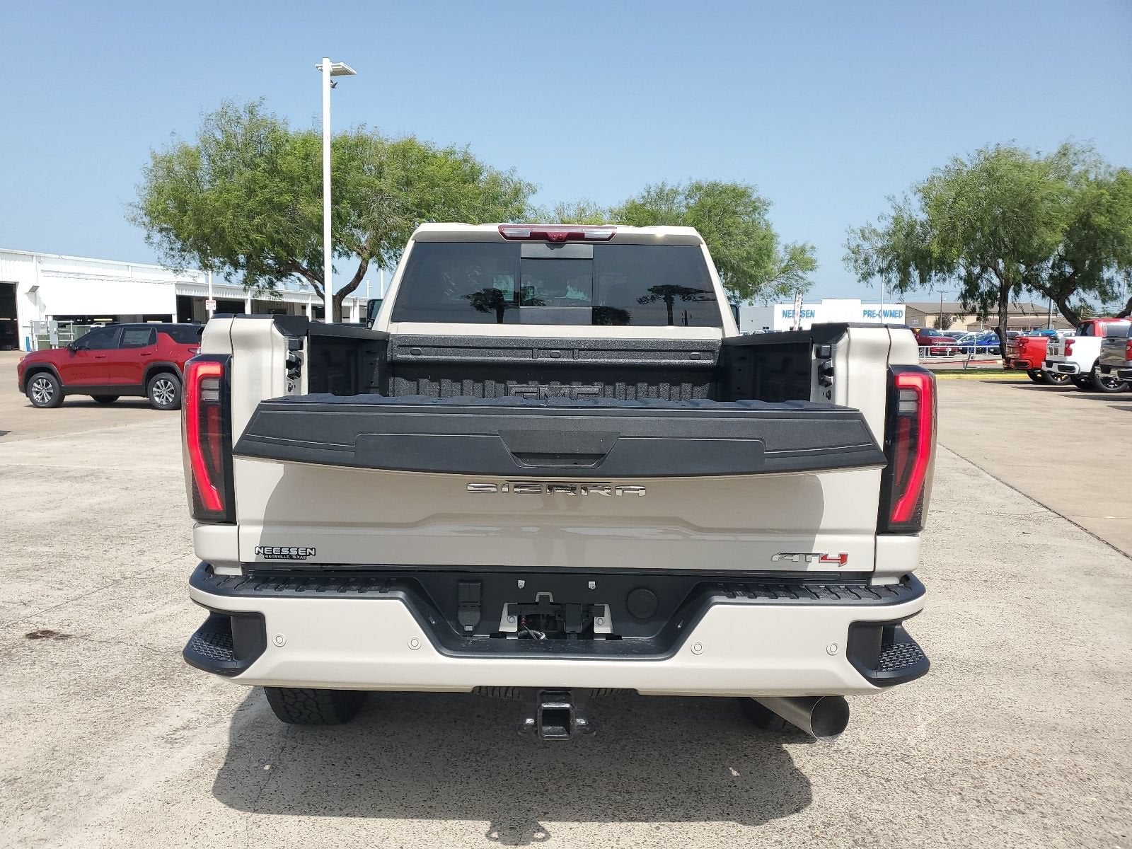 2026 GMC Sierra 2500HD AT4 - Photo 14