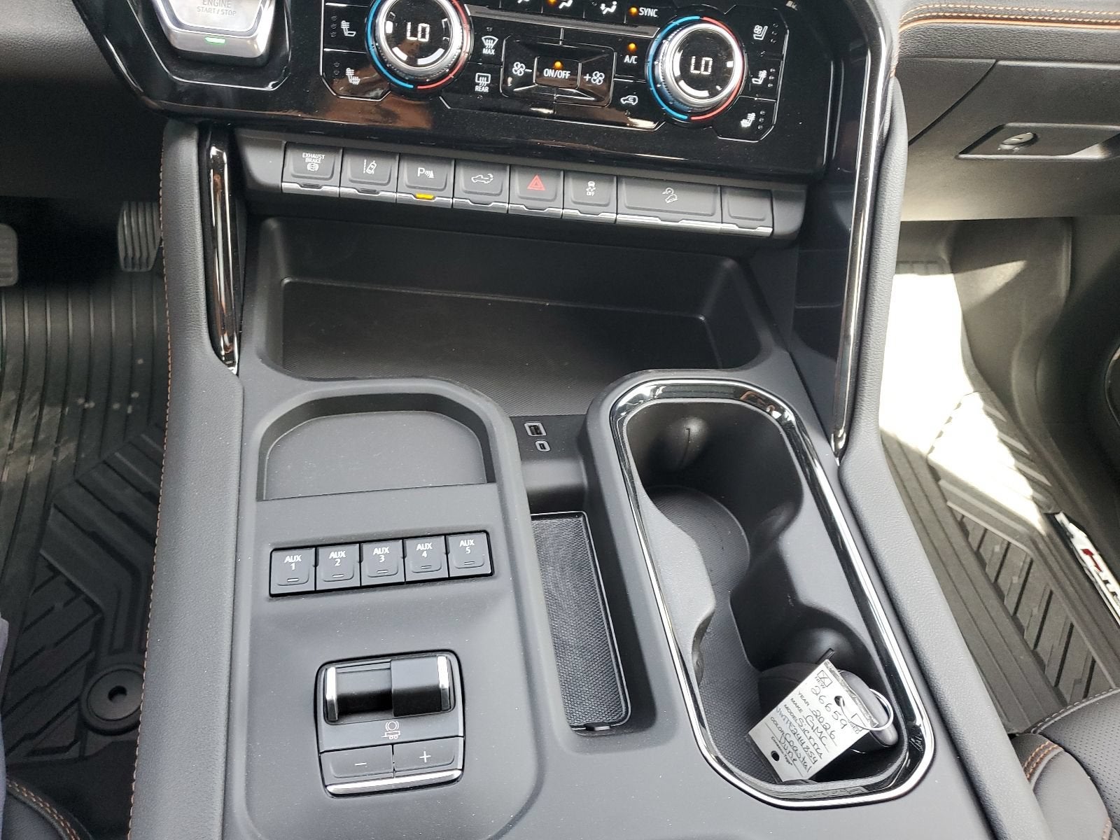 2026 GMC Sierra 2500HD AT4 - Photo 29