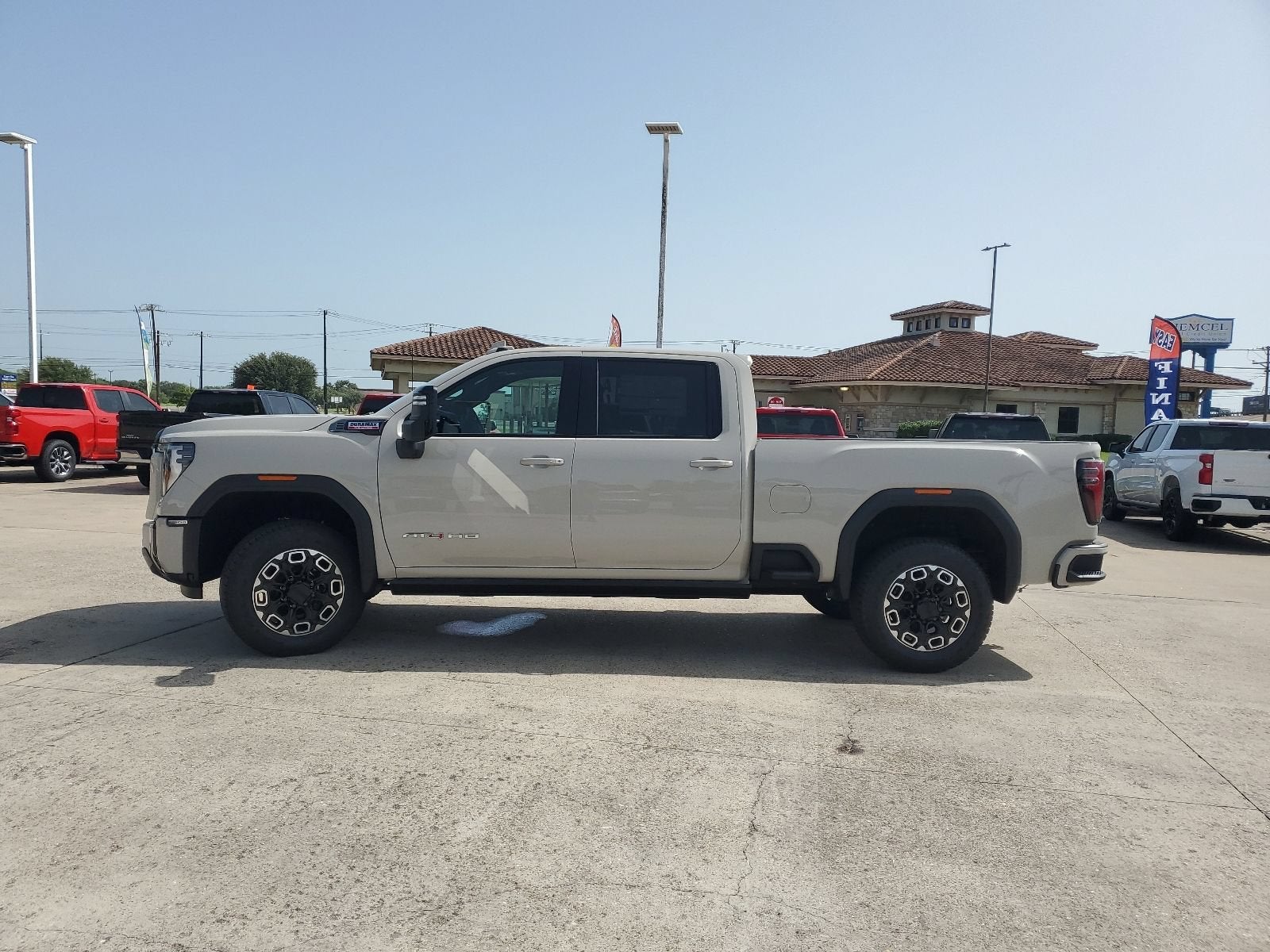 2026 GMC Sierra 2500HD AT4 - Photo 4