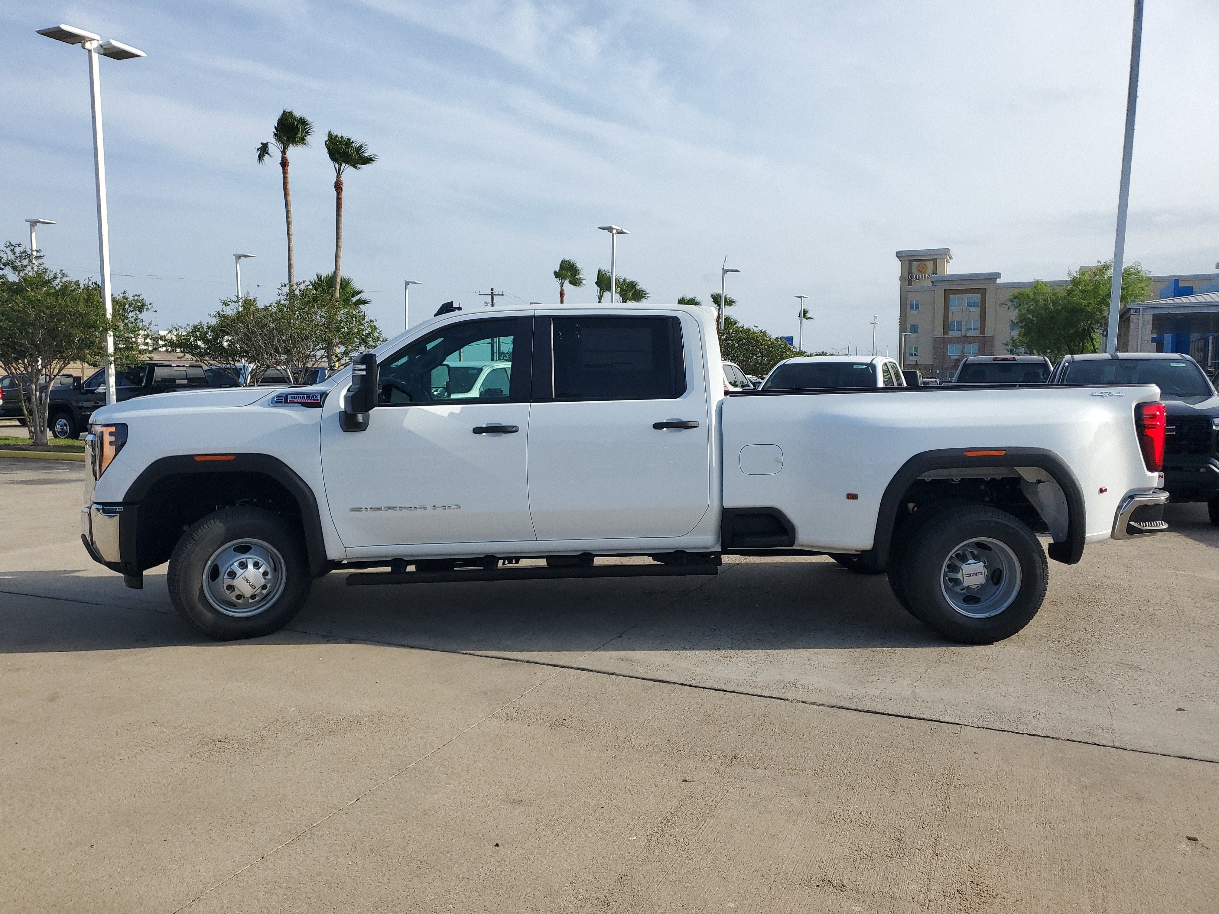 2026 GMC Sierra 3500 HD Pro DRW
