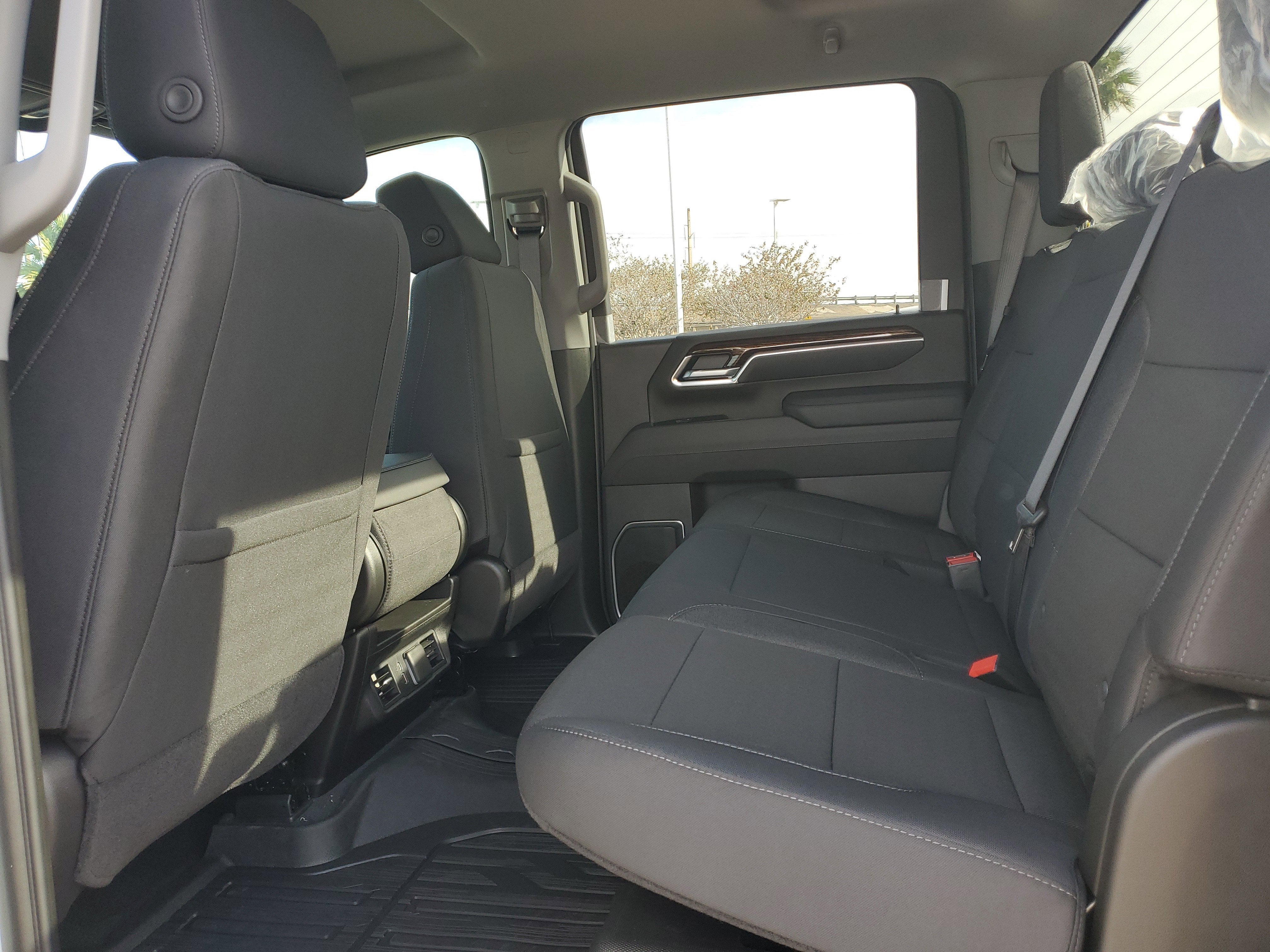 2026 GMC Sierra 3500 HD SLE DRW