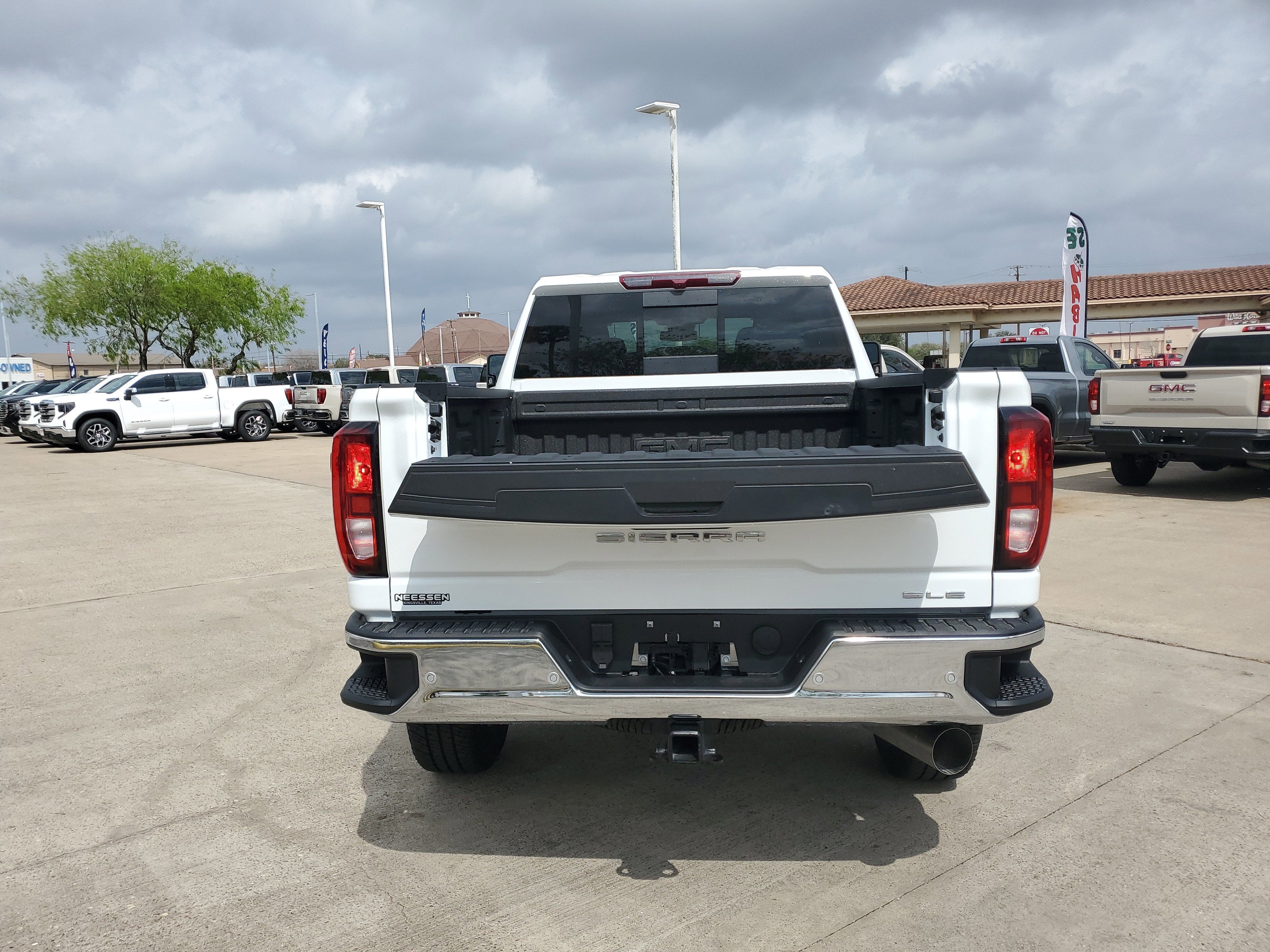 2026 GMC Sierra 3500 HD SLE