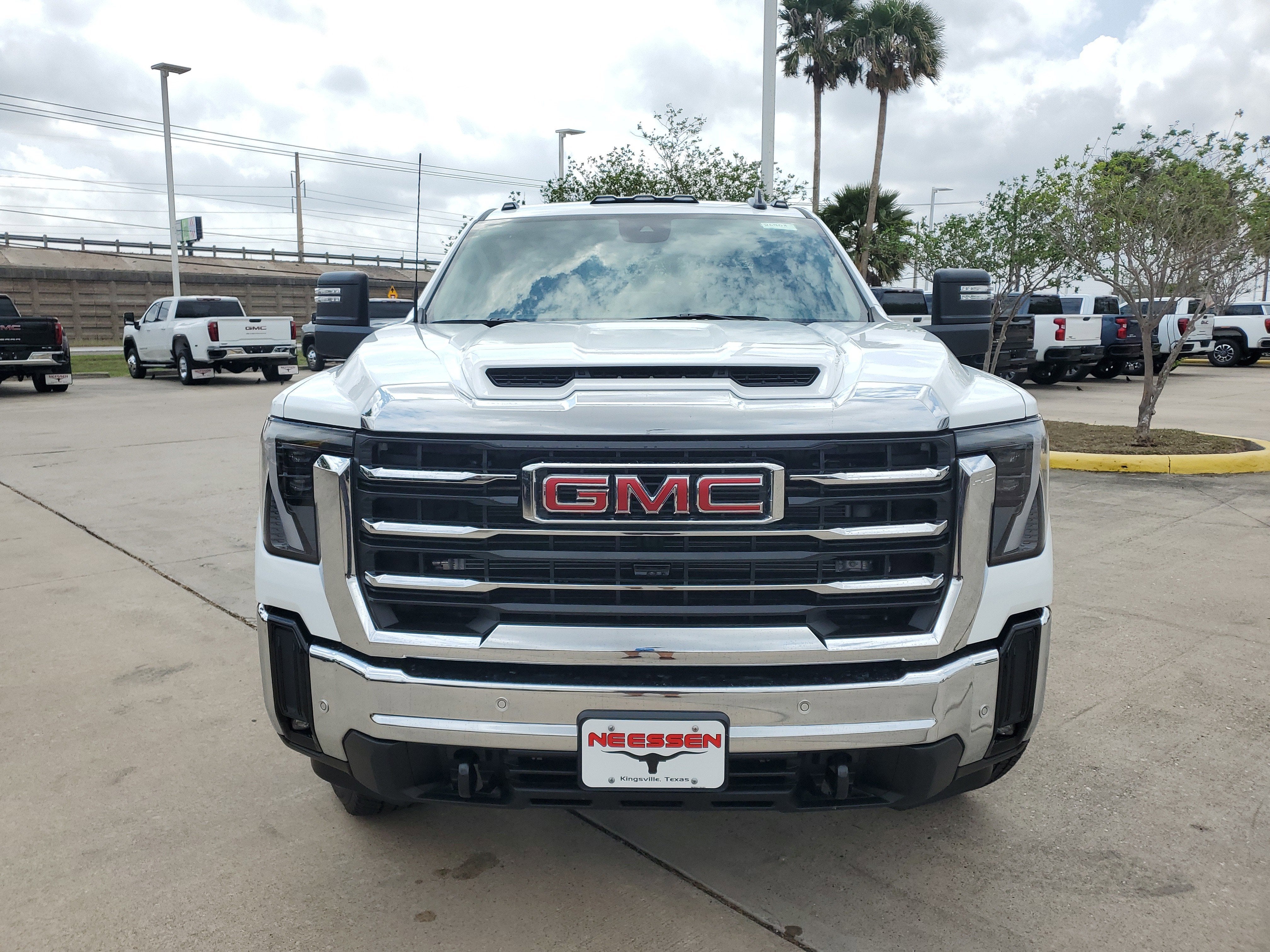 2026 GMC Sierra 3500 HD SLE