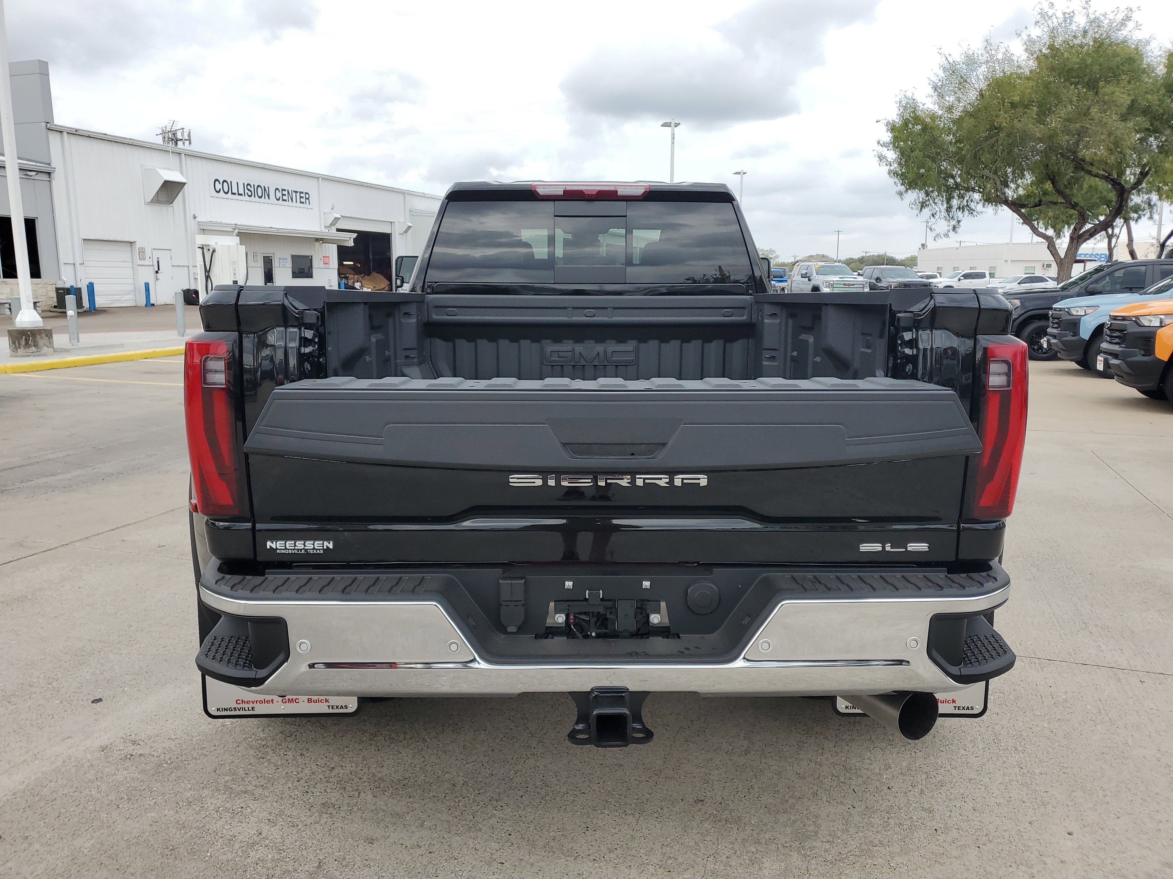 2026 GMC Sierra 3500 HD SLE DRW