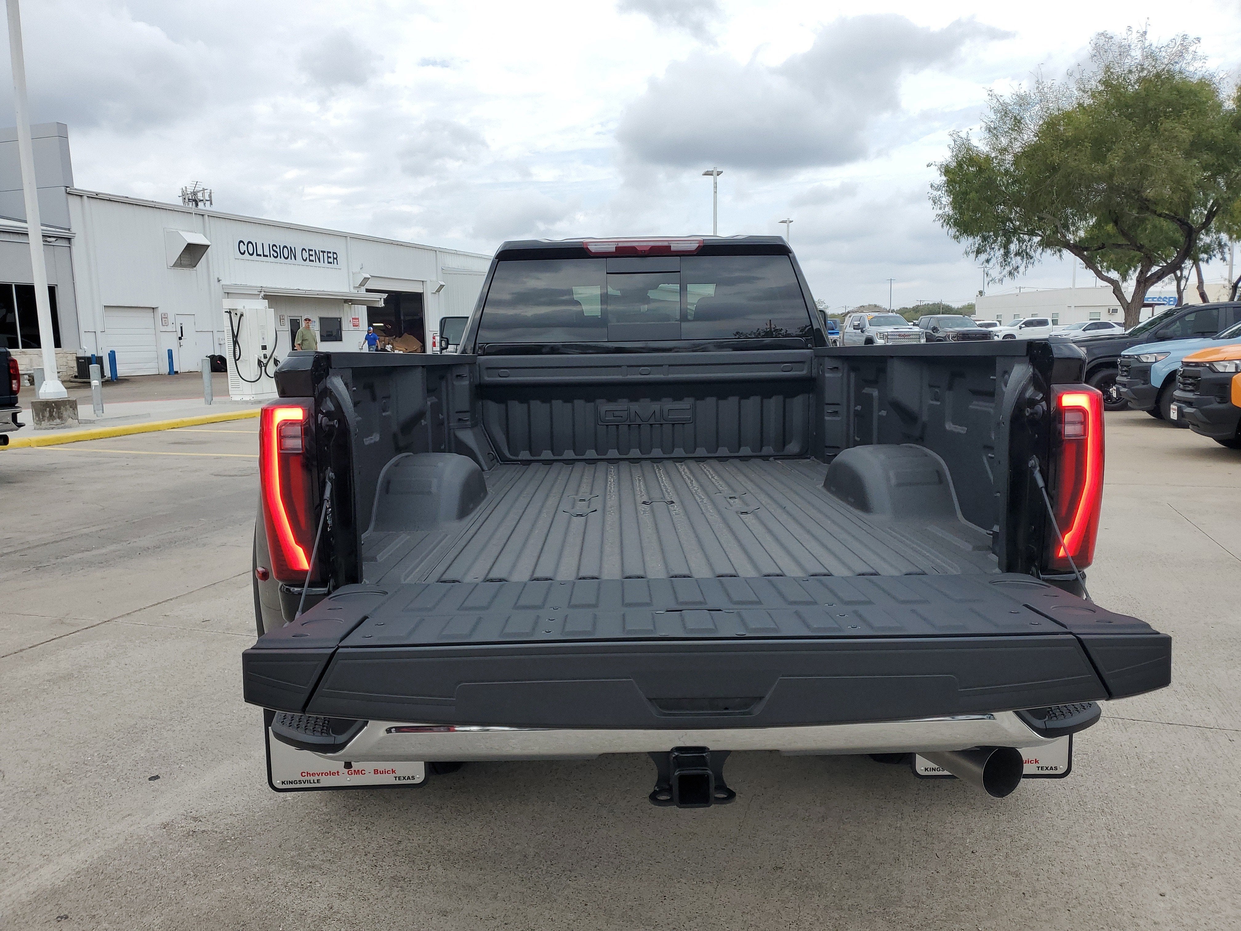 2026 GMC Sierra 3500 HD SLE DRW