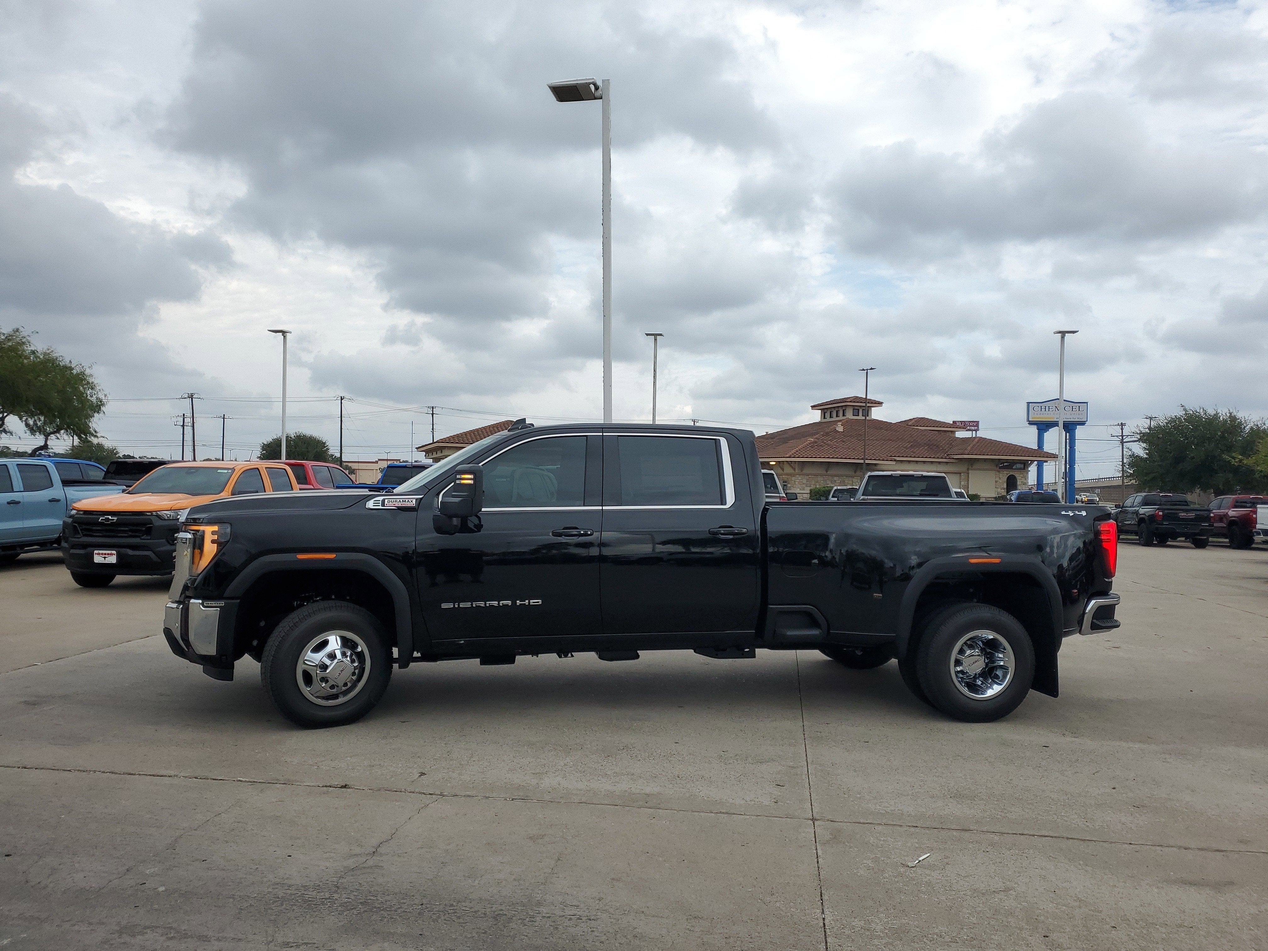 2026 GMC Sierra 3500 HD SLE DRW