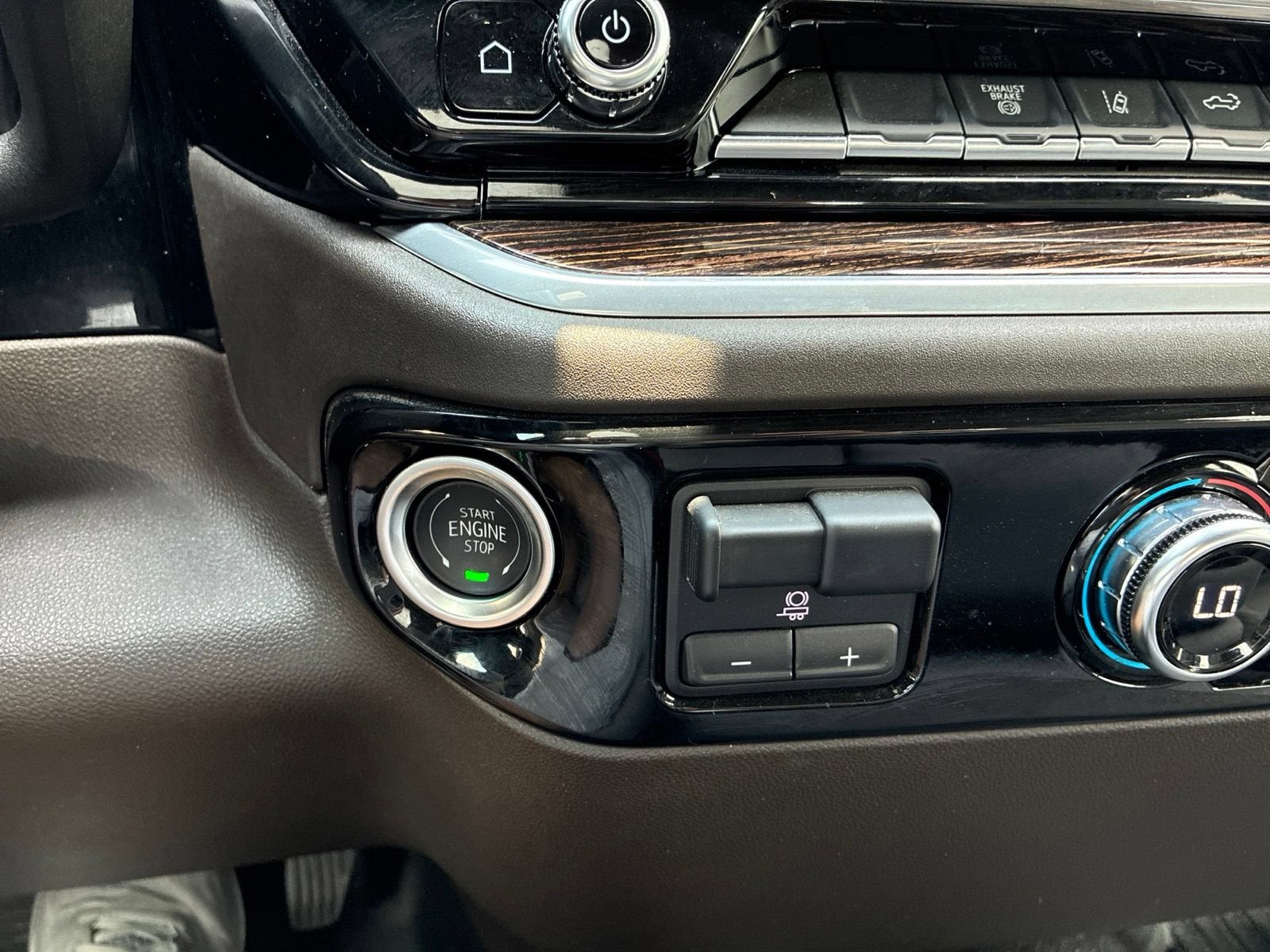 2025 GMC Sierra 3500 HD SLE