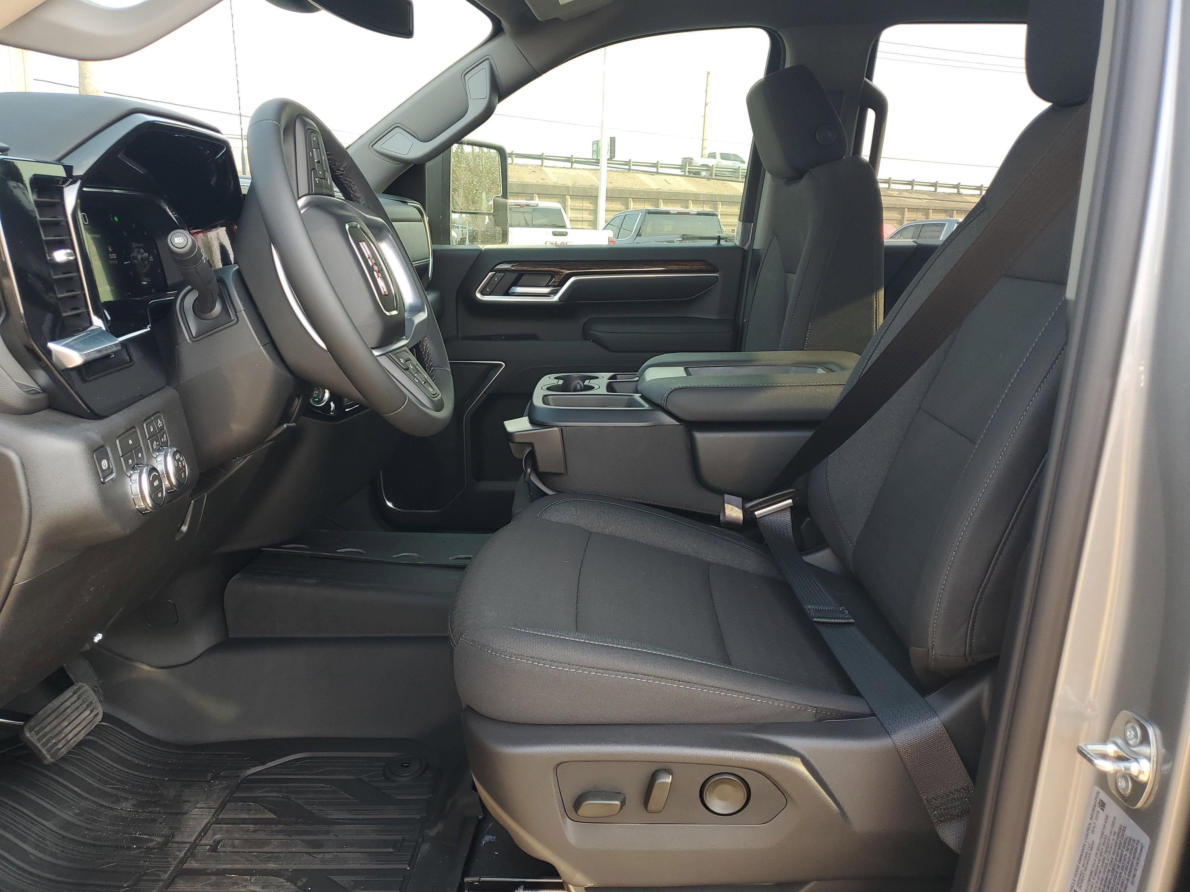 2026 GMC Sierra 3500 HD SLE DRW