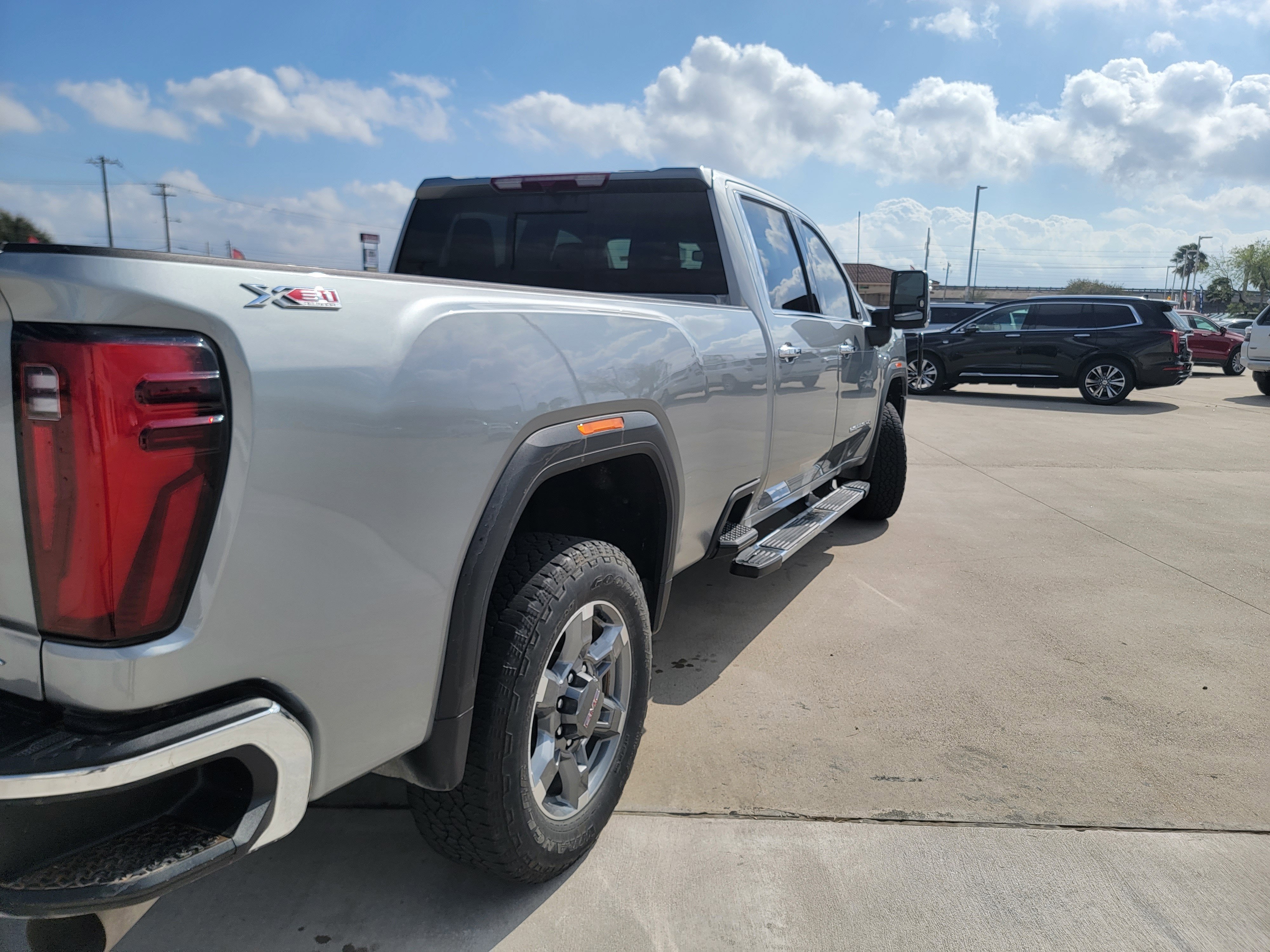 2025 GMC Sierra 3500 HD SLT