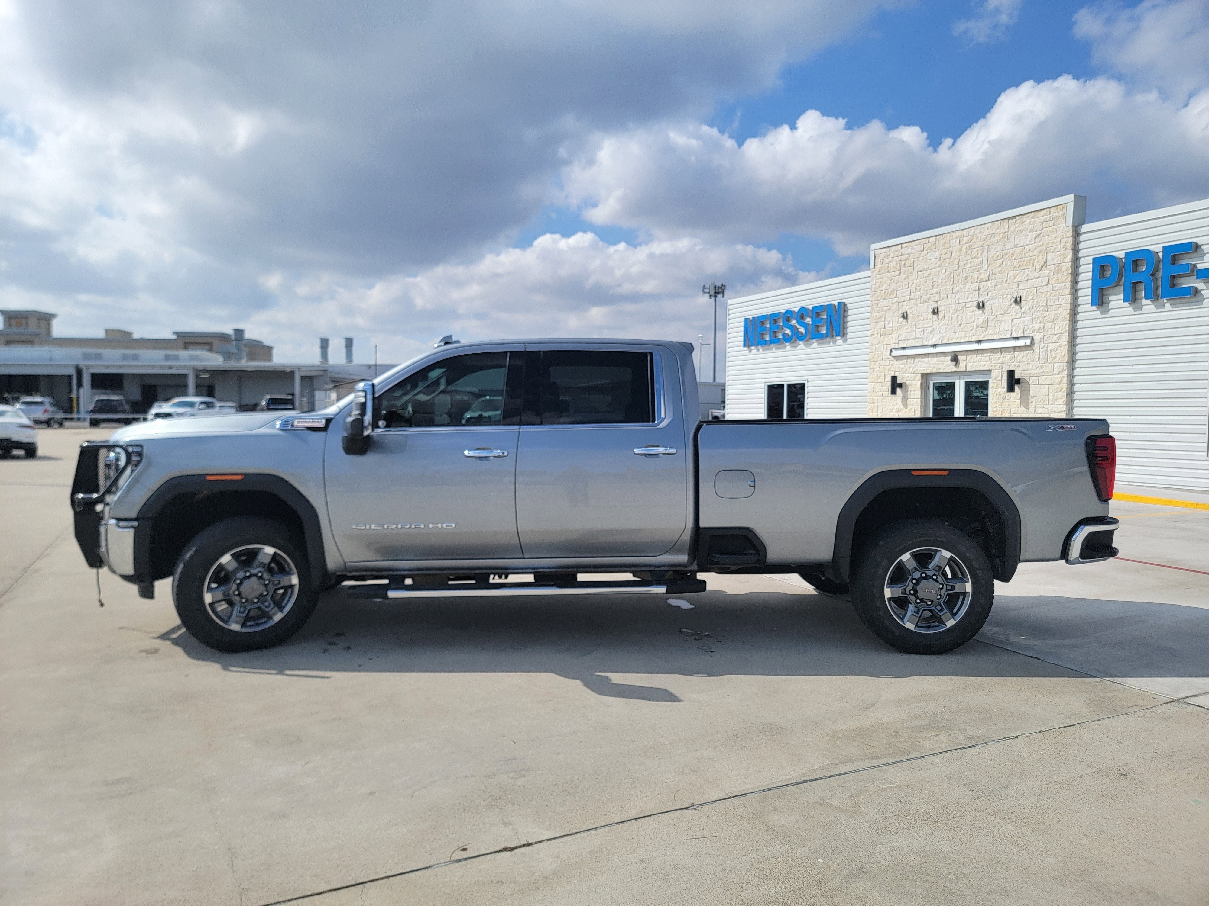 2025 GMC Sierra 3500 HD SLT