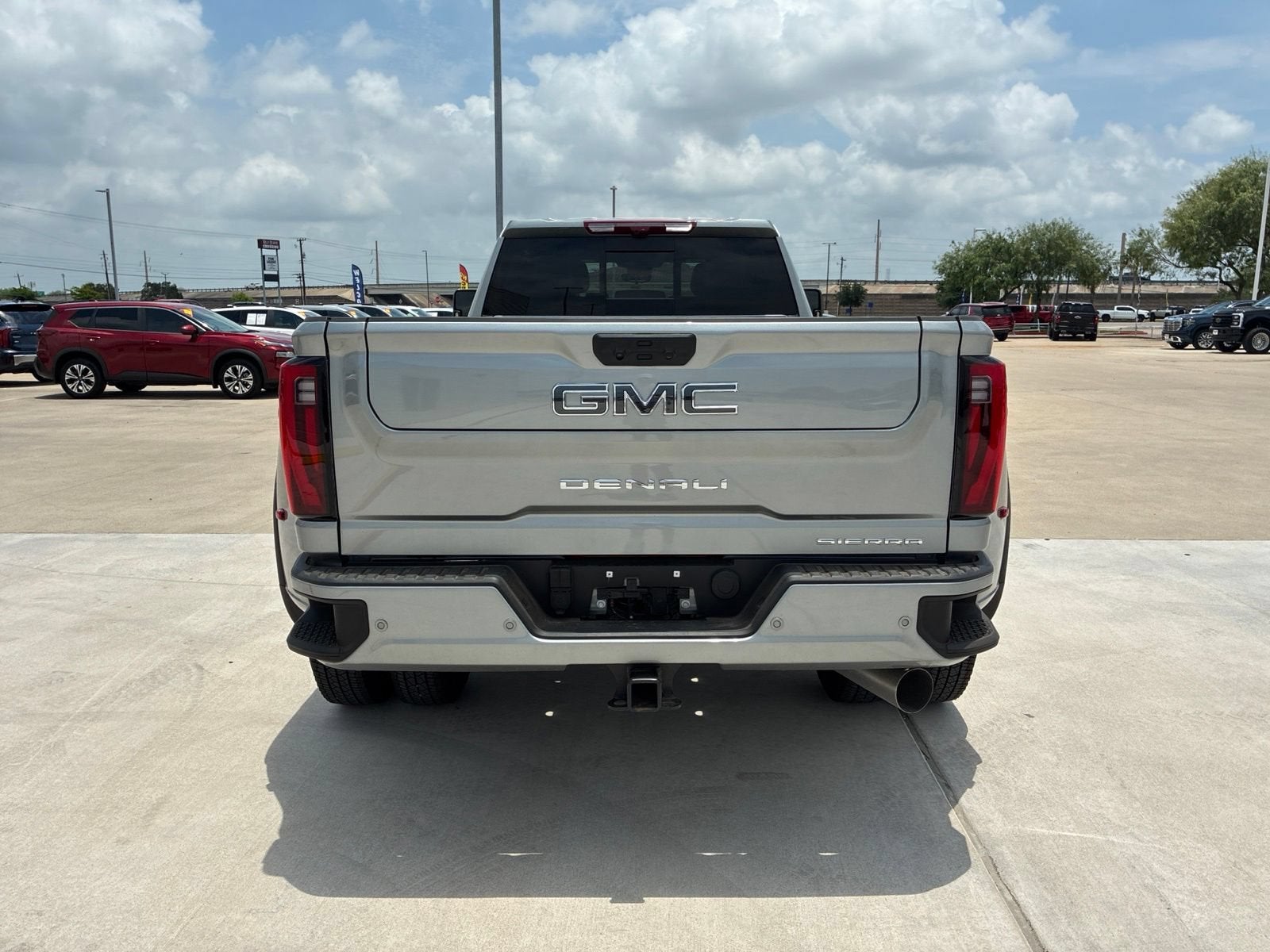 2026 GMC Sierra 3500 HD Denali Ultimate DRW