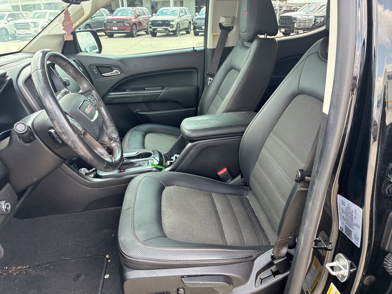 2021 GMC Canyon 4WD AT4 w/Cloth