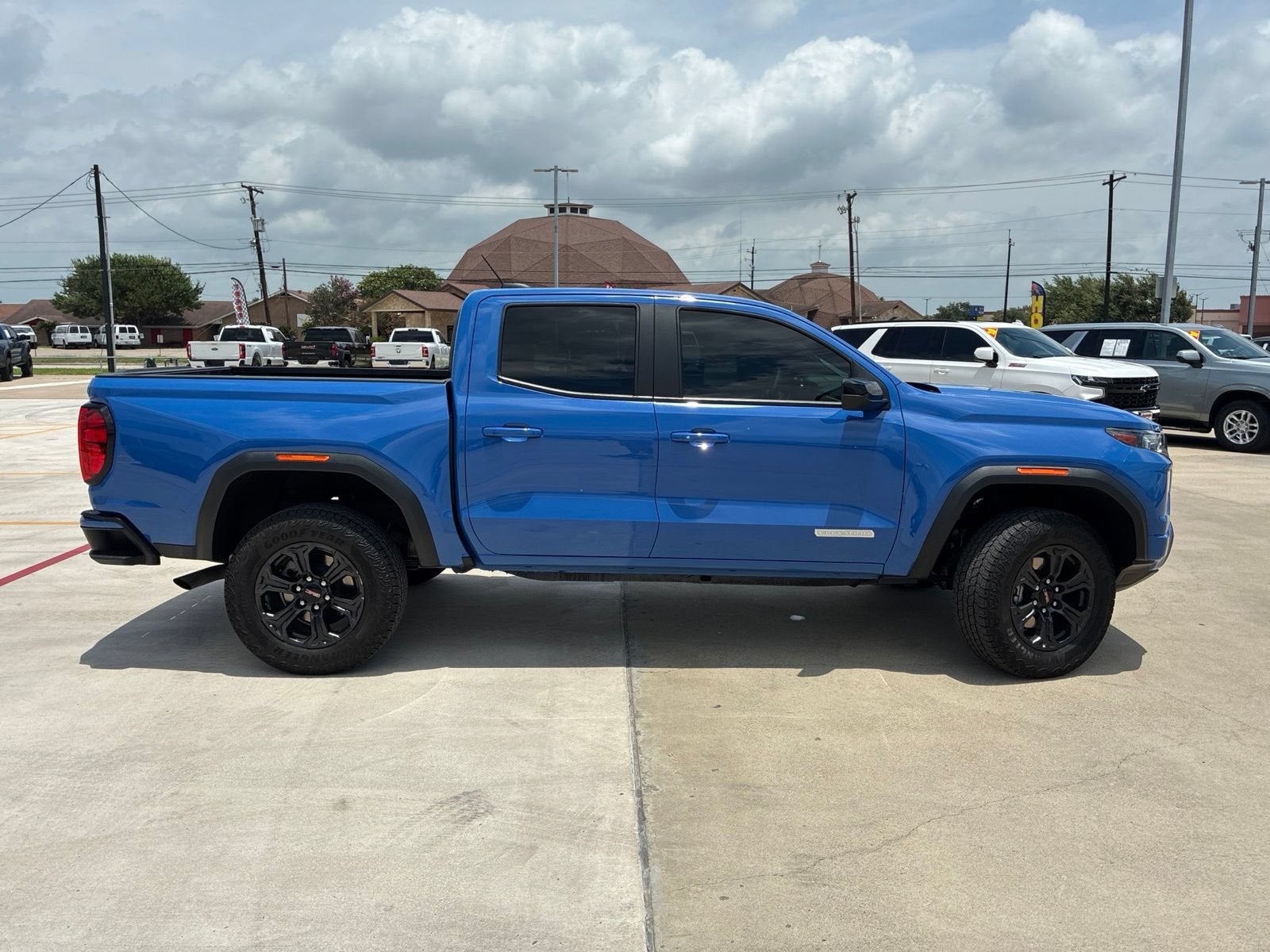 2025 GMC Canyon Elevation