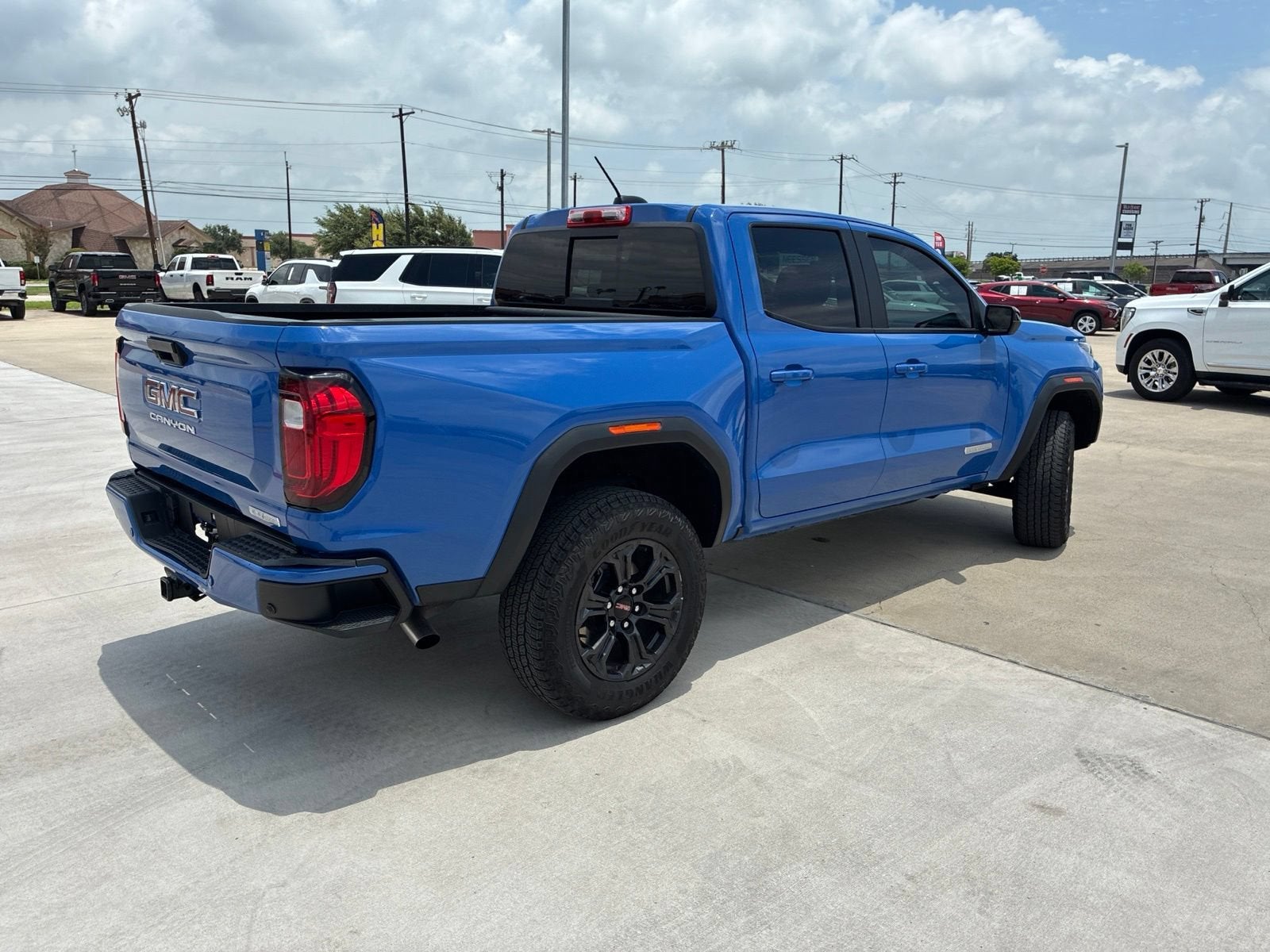2025 GMC Canyon Elevation