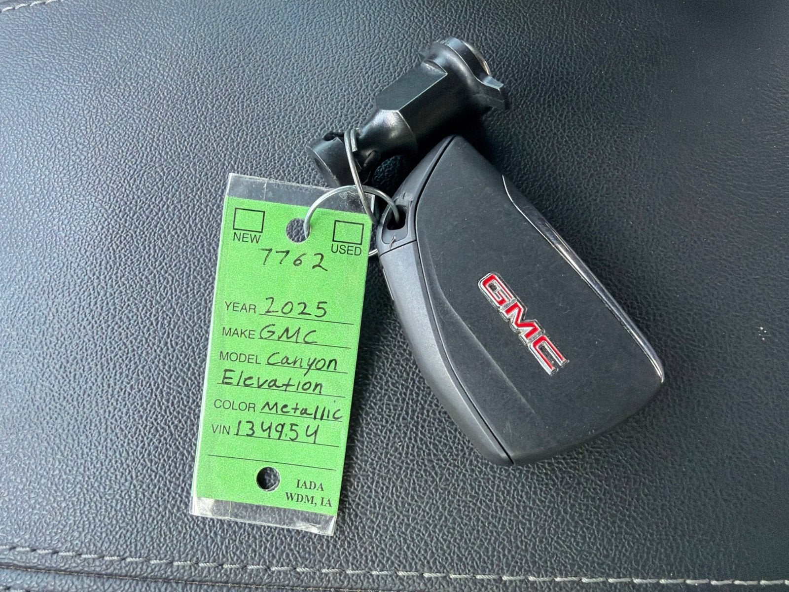 2025 GMC Canyon Elevation