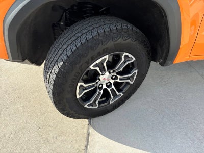 2025 GMC Canyon AT4