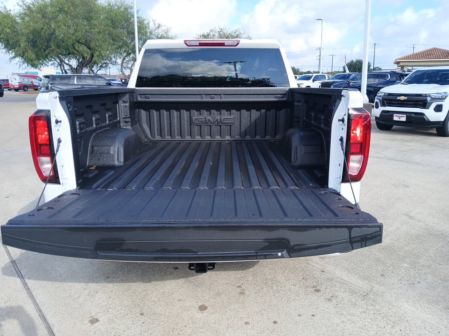 2026 GMC Sierra 1500 Elevation - Photo 14