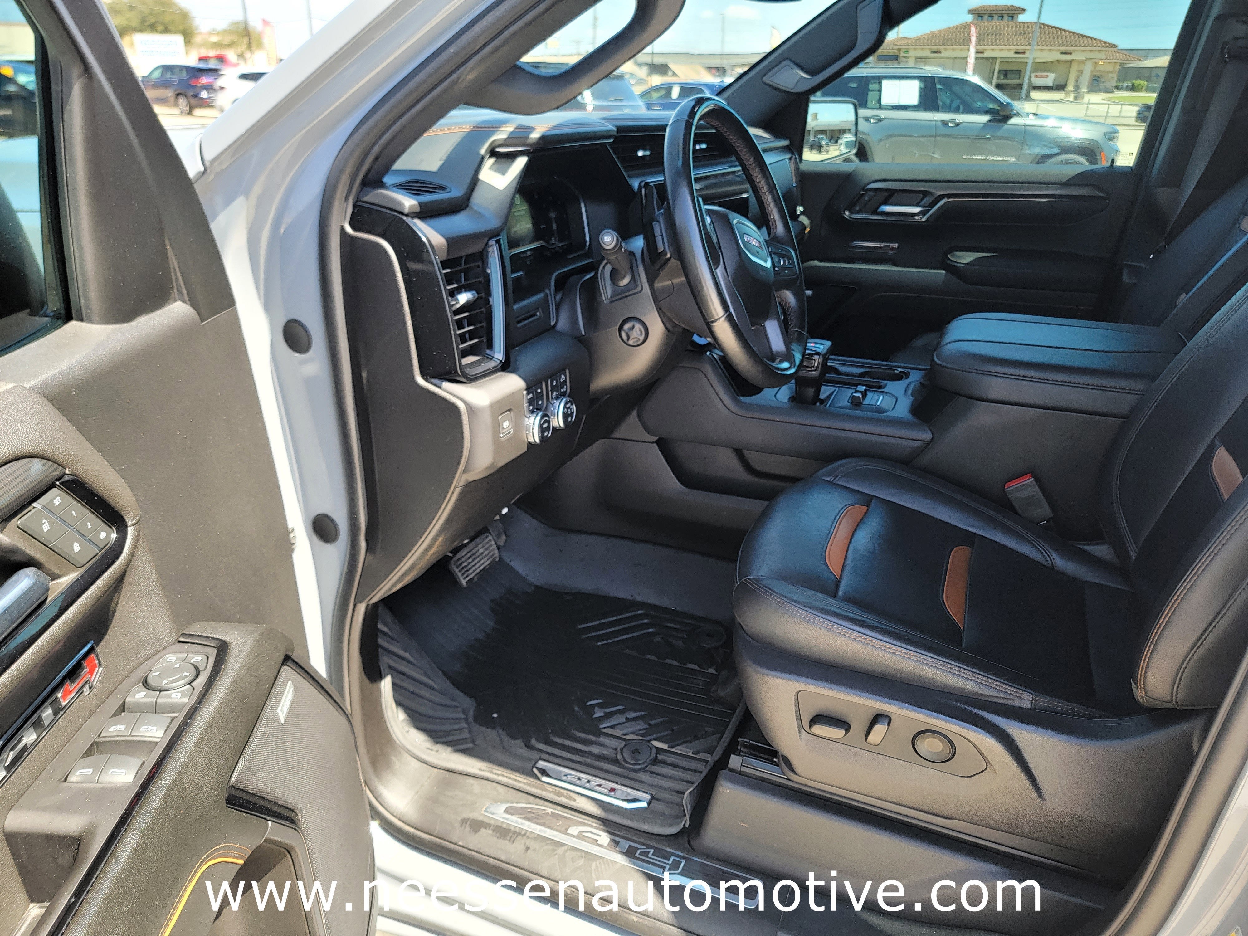 2024 GMC Sierra 1500 AT4