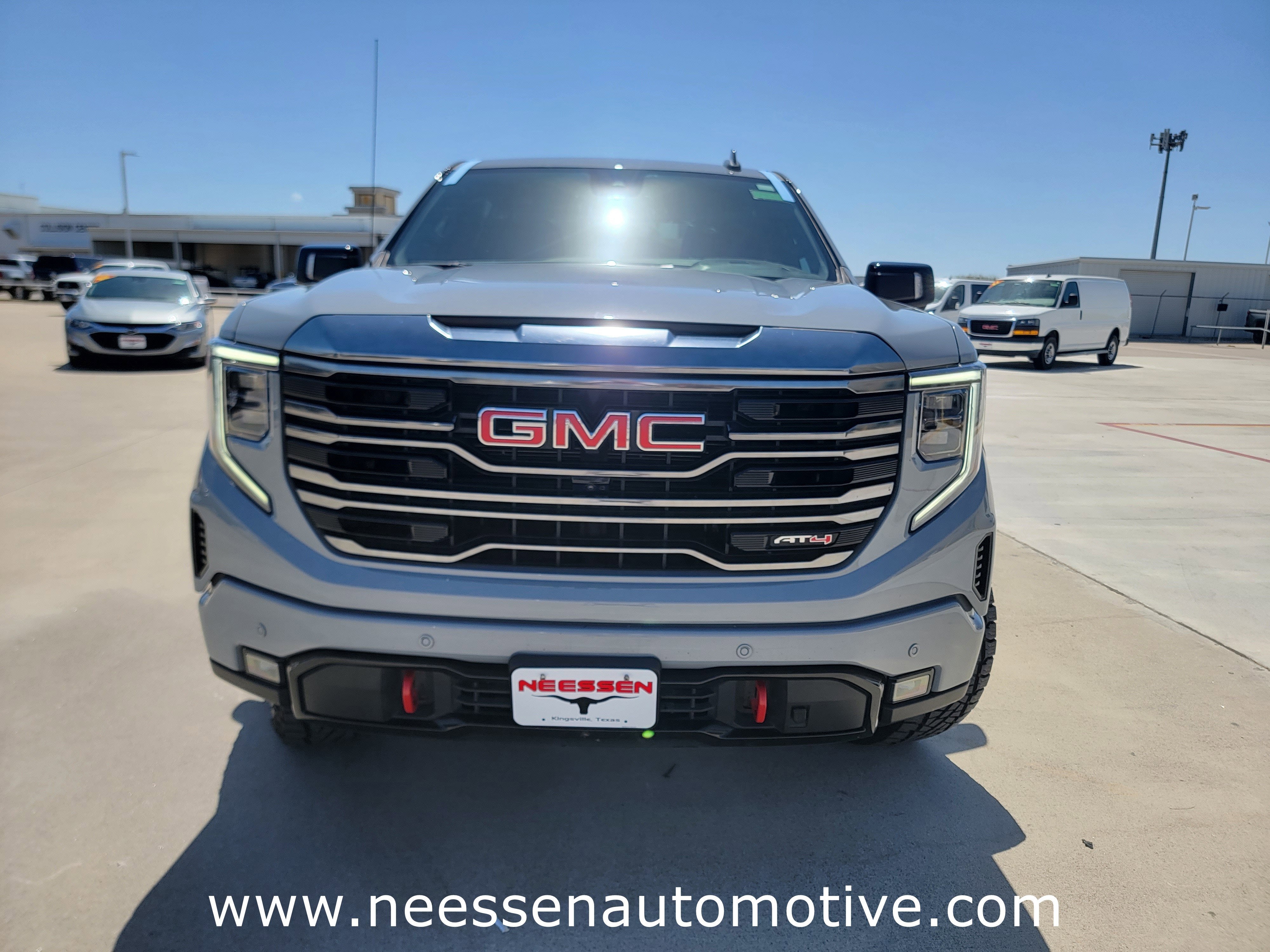 2024 GMC Sierra 1500 AT4