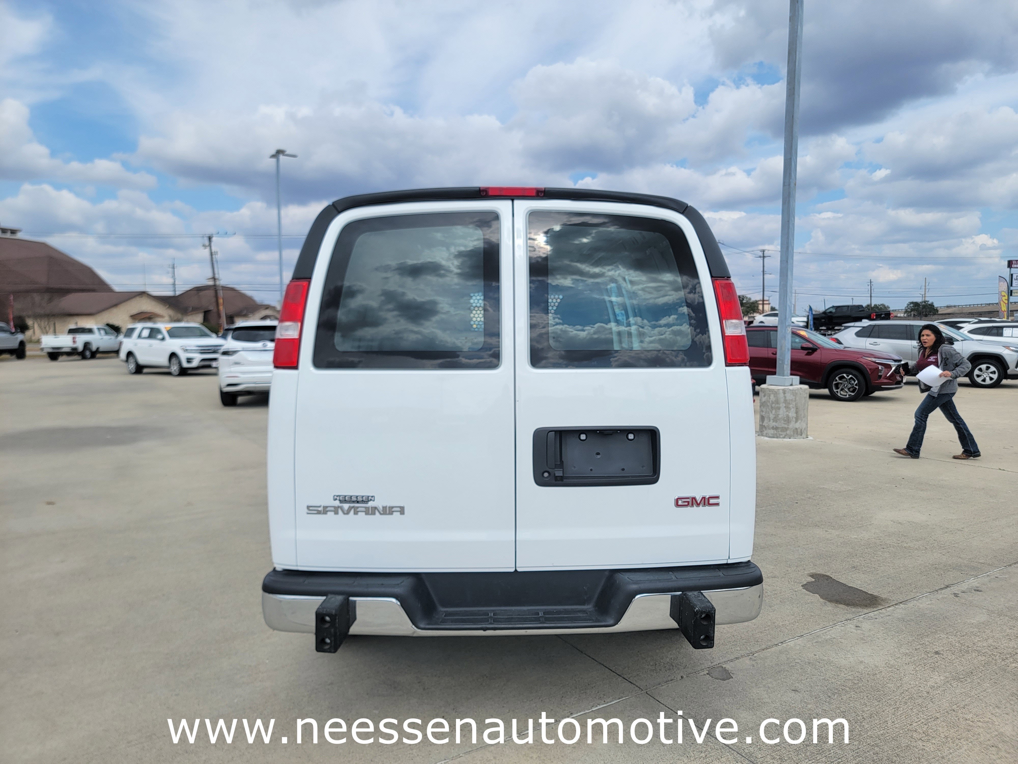 2024 GMC Savana Cargo 2500 Work Van