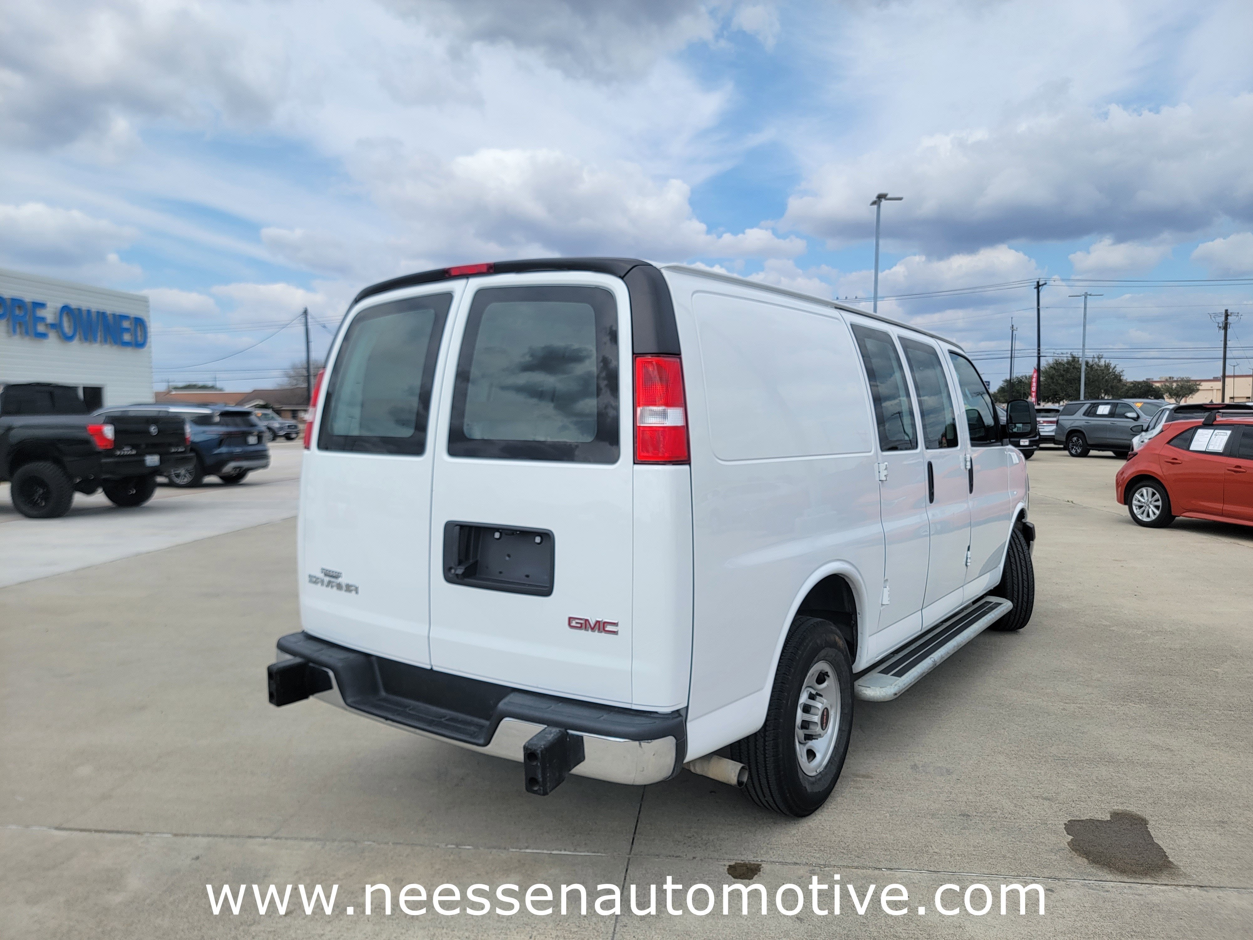 2024 GMC Savana Cargo 2500 Work Van