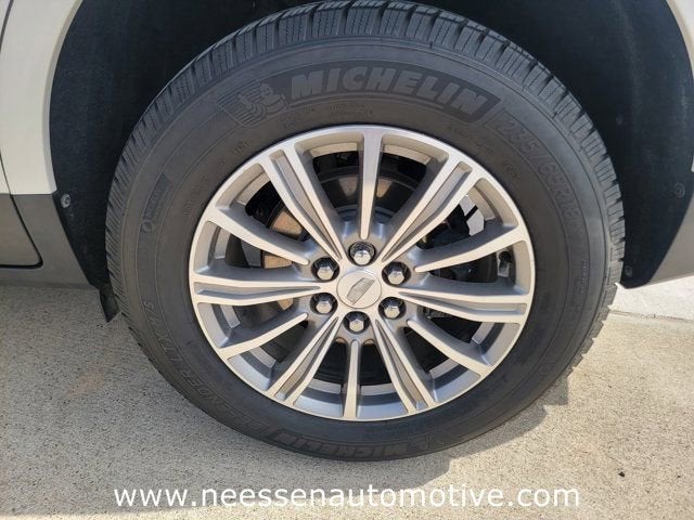 2019 Cadillac XT5 Luxury FWD
