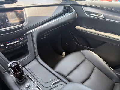 2023 Cadillac XT6 Luxury