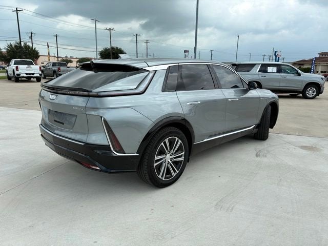 2024 Cadillac LYRIQ Luxury 1