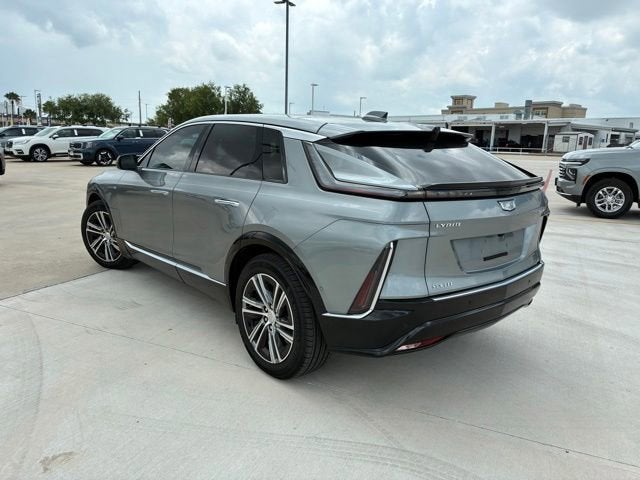 2024 Cadillac LYRIQ Luxury 1