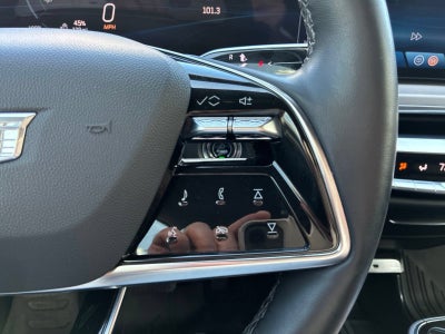 2024 Cadillac LYRIQ Luxury 1
