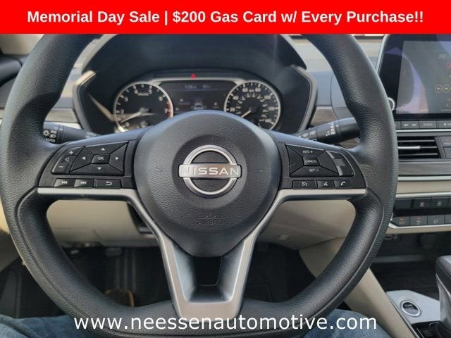 2025 Nissan Altima SV - Photo 19