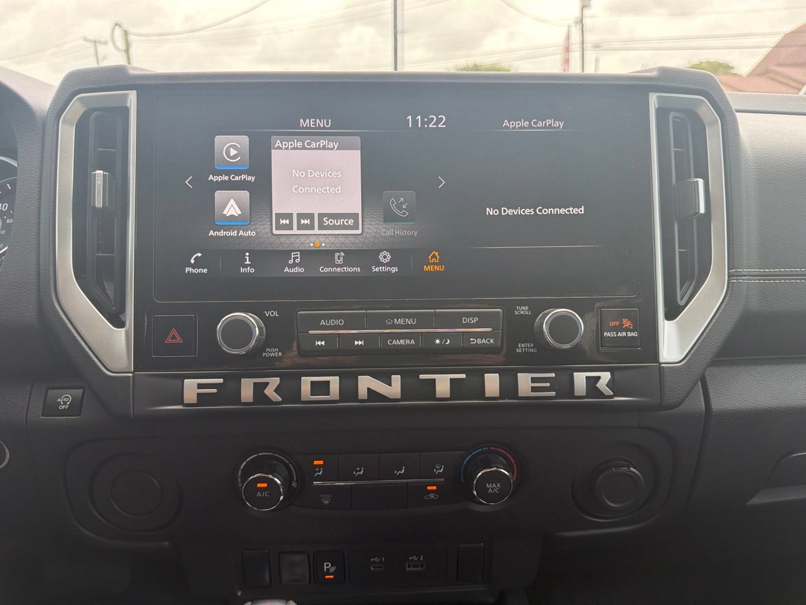 2025 Nissan Frontier SV