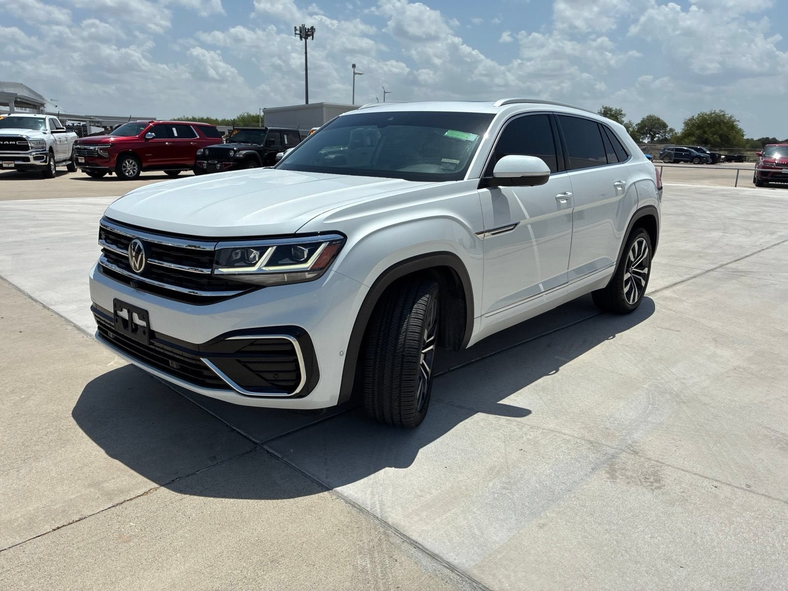2023 Volkswagen Atlas Cross Sport 3.6L V6 SEL Premium R-Line