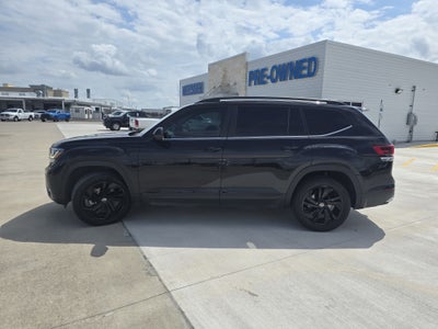 2022 Volkswagen Atlas 3.6L V6 SE w/Technology