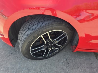 2014 Ford Mustang V6